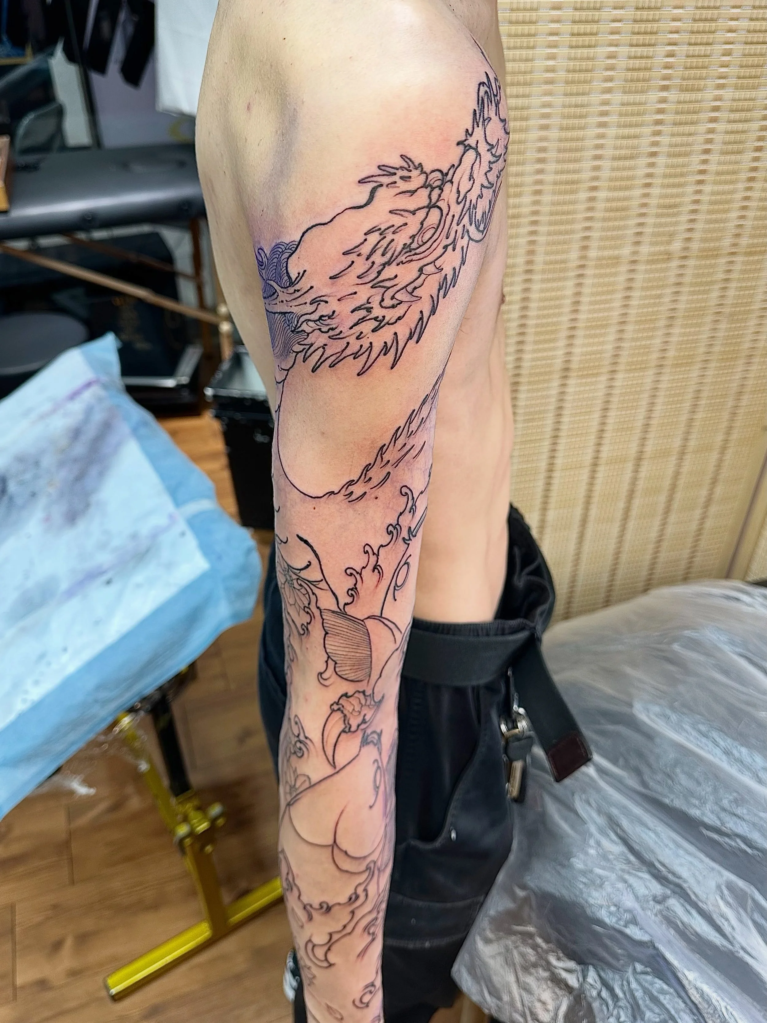 Just some tattoos i&rsquo;ve slammed recently at 
@timetattooco ⏱️🖊️
(And a whole bunch i forgot to take pics of🤦&zwj;♂️)

Find me now @timetattooco 
Parklane shopping mall #01-26

Dm to book.
