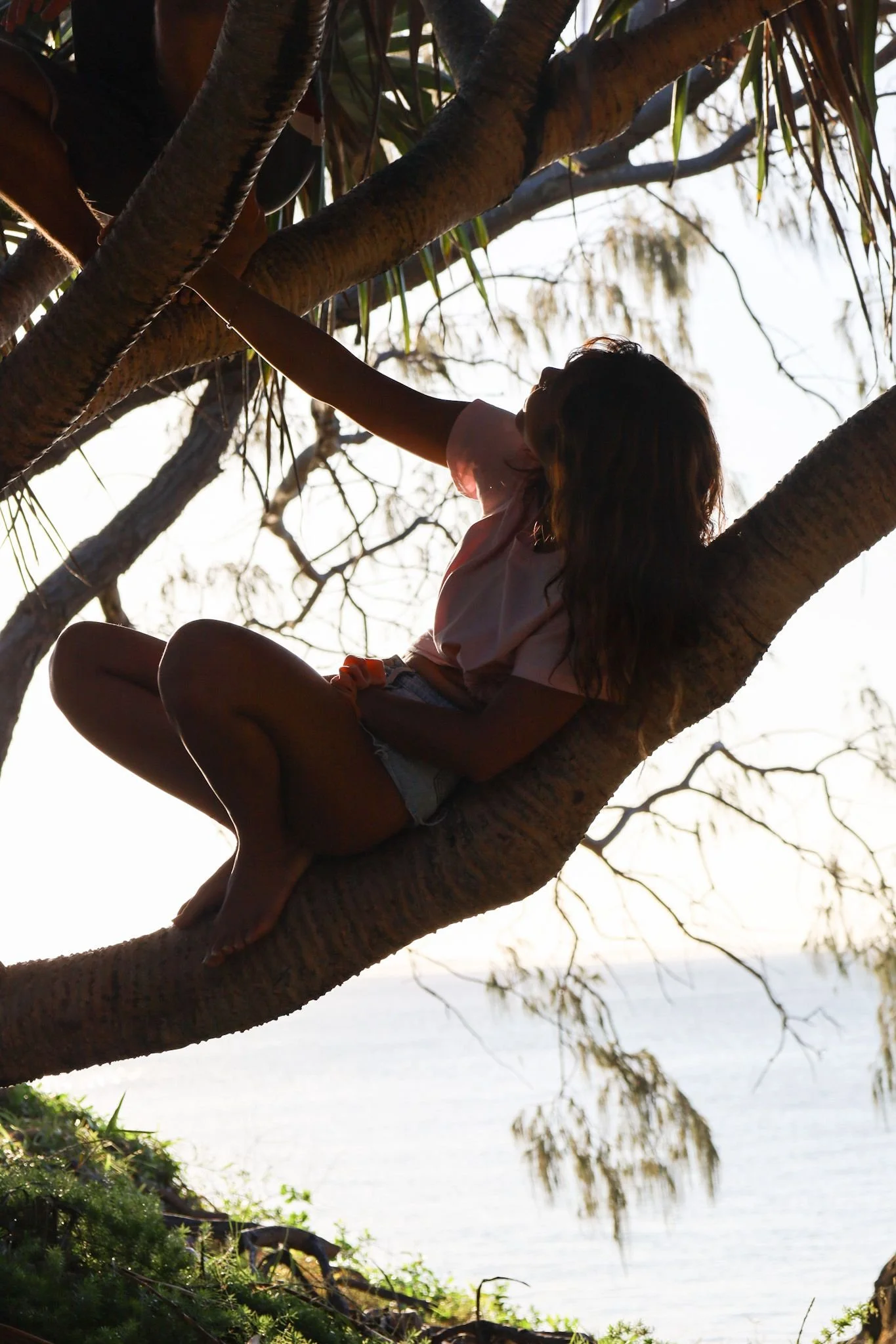 6.The traveler Tee is for those who know that love does not need to hold tight to hold strong.