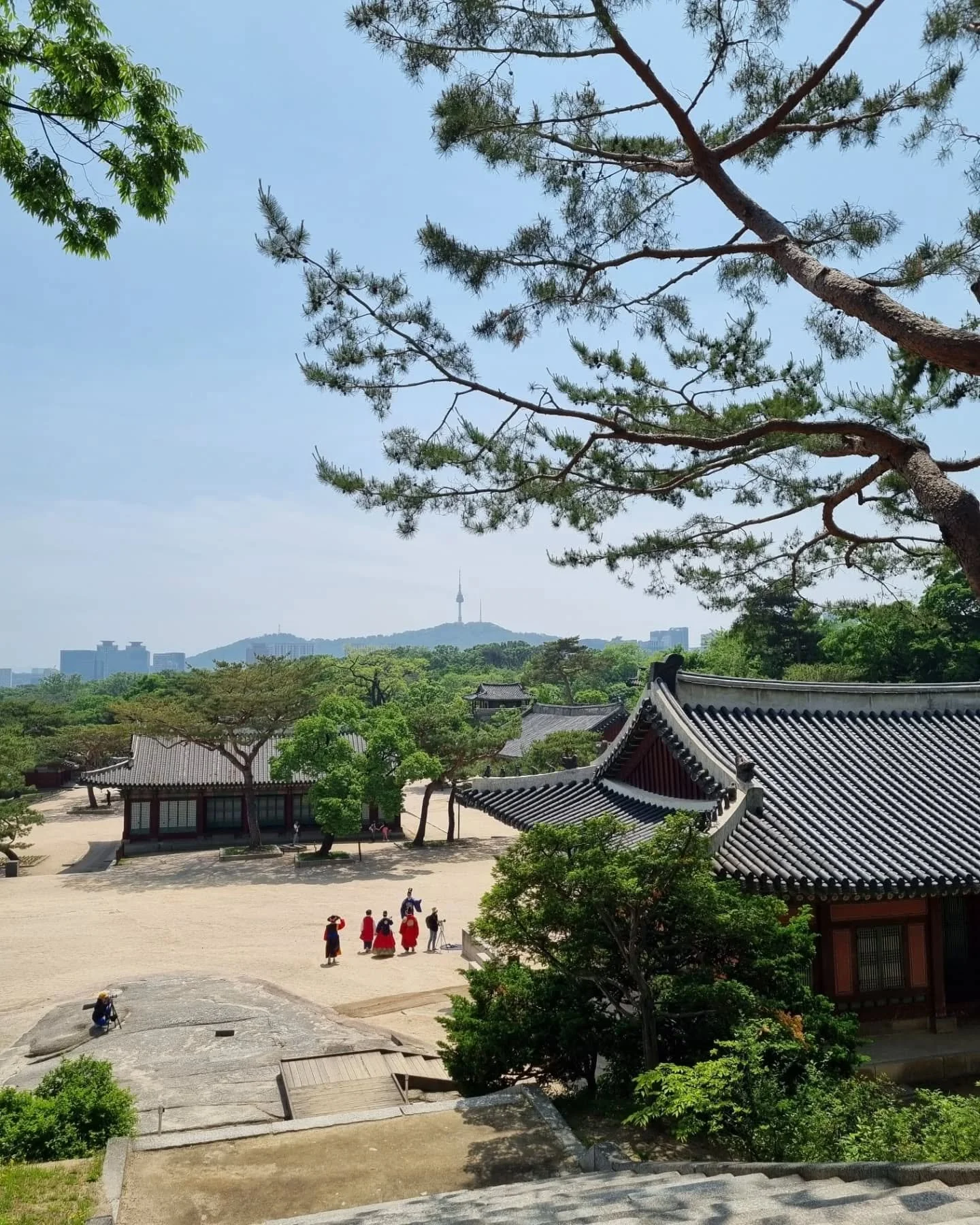 Thinking about Seoul 🇰🇷🫰 can't believe this was already more than two years ago...

#seoul #seoulkorea #korea