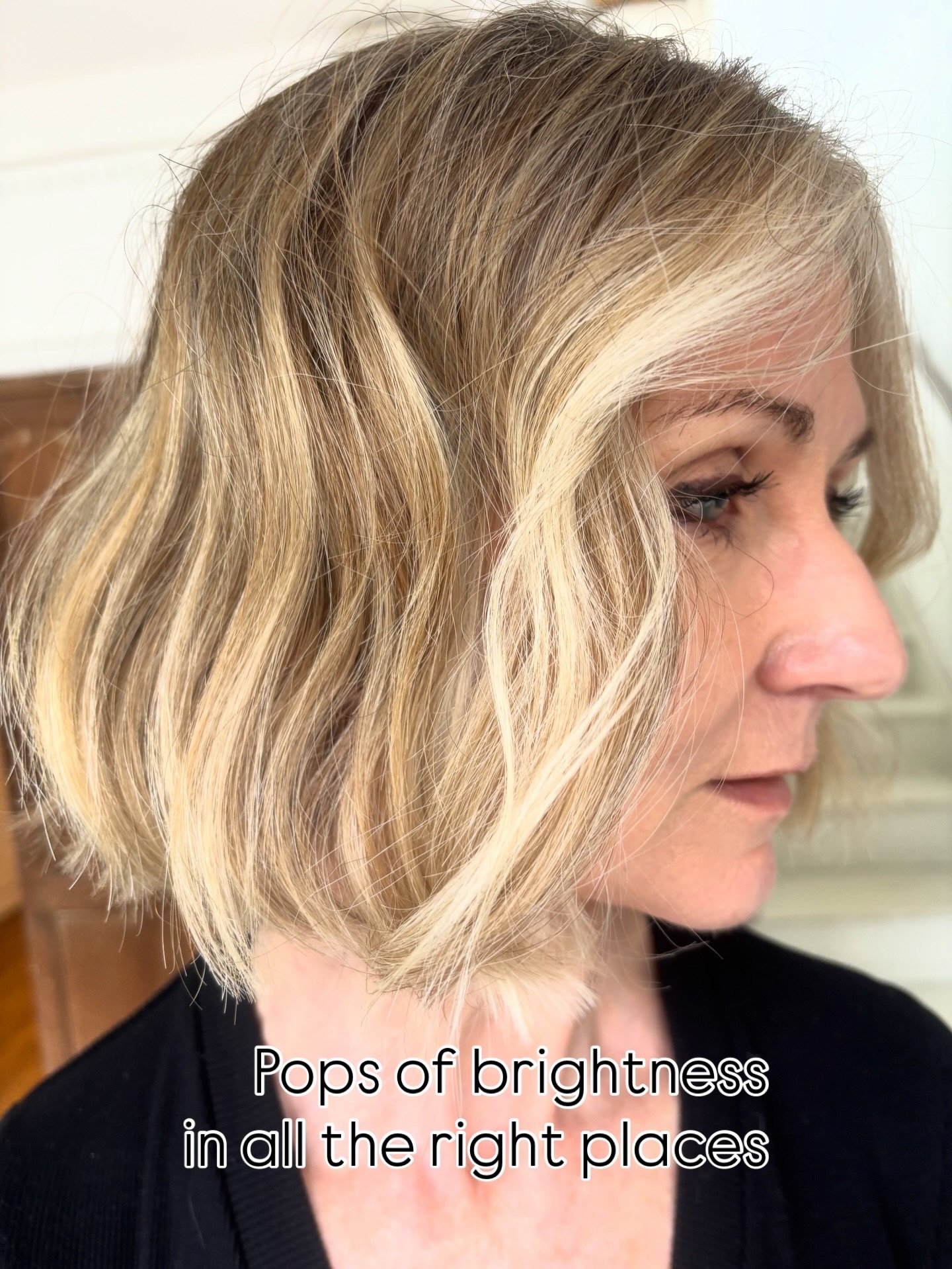 Pops of brightness in all the right places ✨

&mdash;&mdash;> swipe for the before it&rsquo;s a beauty of a transformation 

Loved creating this colour &amp; cut today all about making clients service bespoke to them&hellip;.

✨We worked in a soft