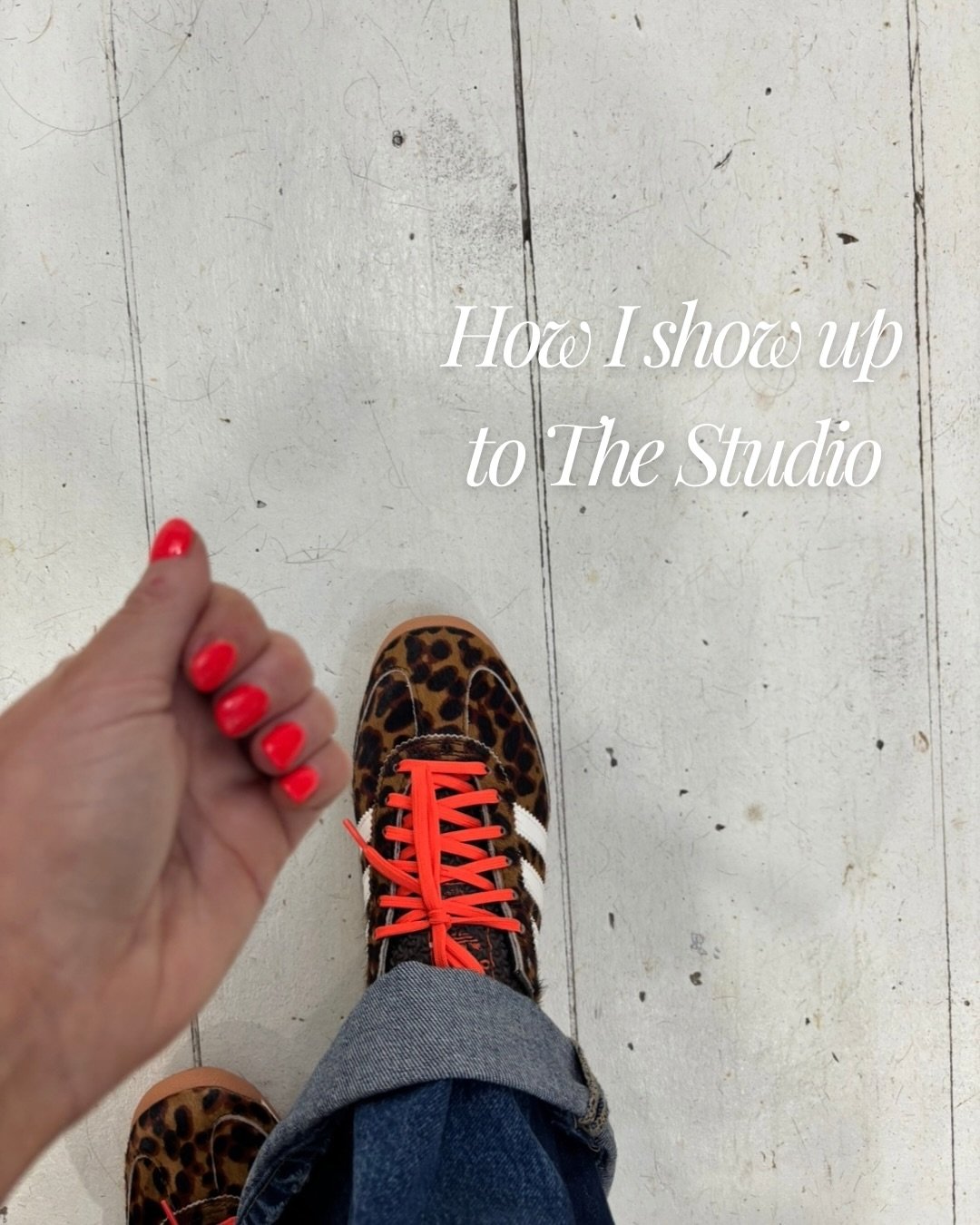 How I show up to The Studio ✨

Little snippets of my work wear recently 

Always Making sure what I wear makes me feel good, as for me personally it sets me up for my day 

#workfashion
#behindthechair
#frome 
#stylistfashion