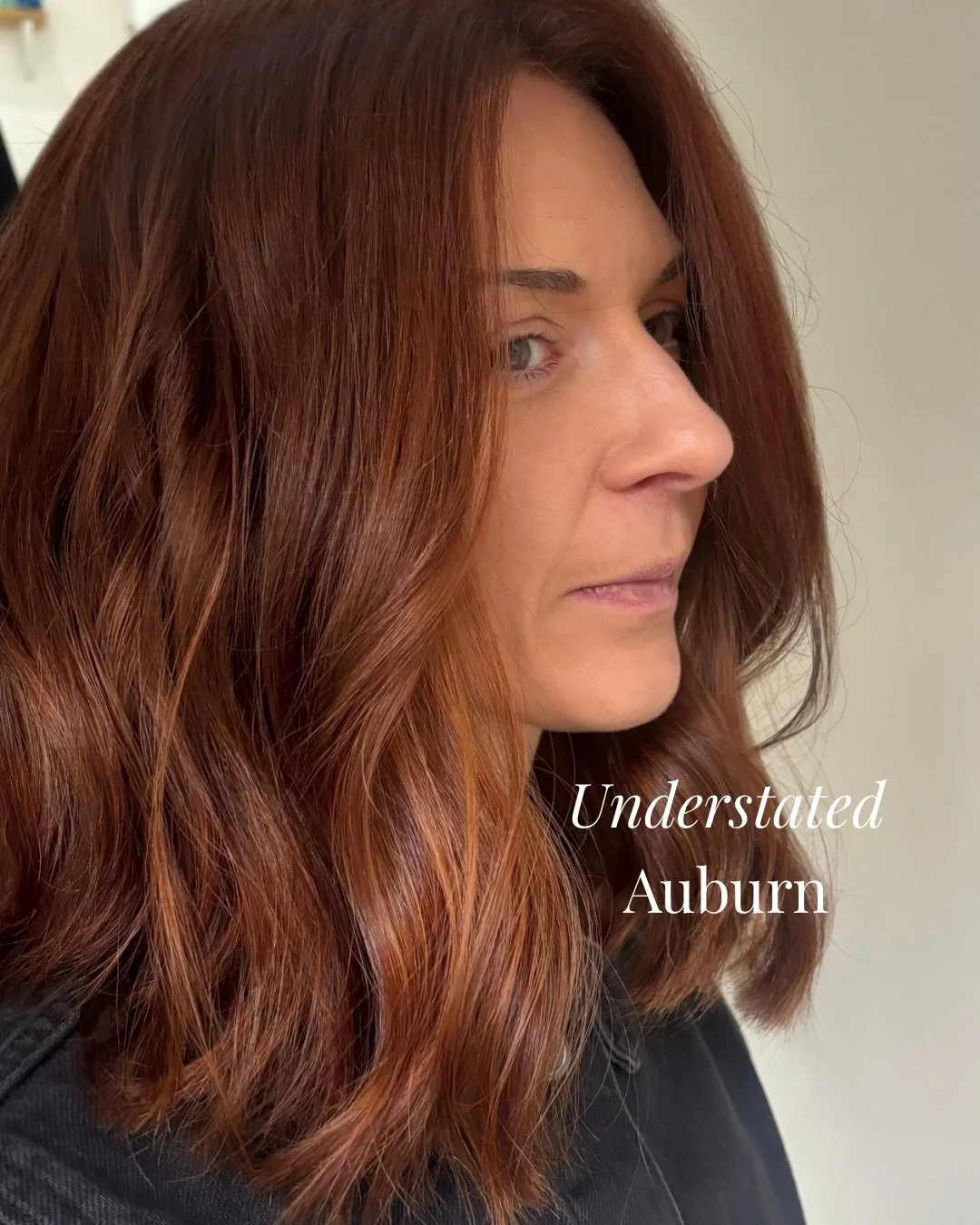 Understated Auburn ✨

Giving that pop of colour to my page 

I love creating colours that aren&rsquo;t just one flat colour- 
My goal is always multi-tonal, always injecting subtle depth &amp; dimension. 

#auburnhair
#multitonalhair 
#copperhair
#re