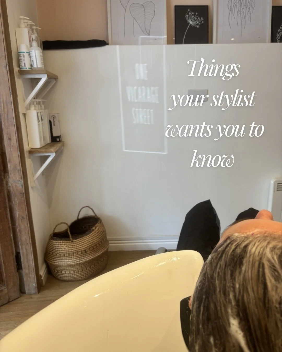 All about Teamwork ✨

Communication 
Trust
Maintenance 
Home Haircare

Are all the elements needed to create the hair you want 
✨

#teamwork
#behindthechair
#hairstylist 
#fromehairdresser
#homehaircare