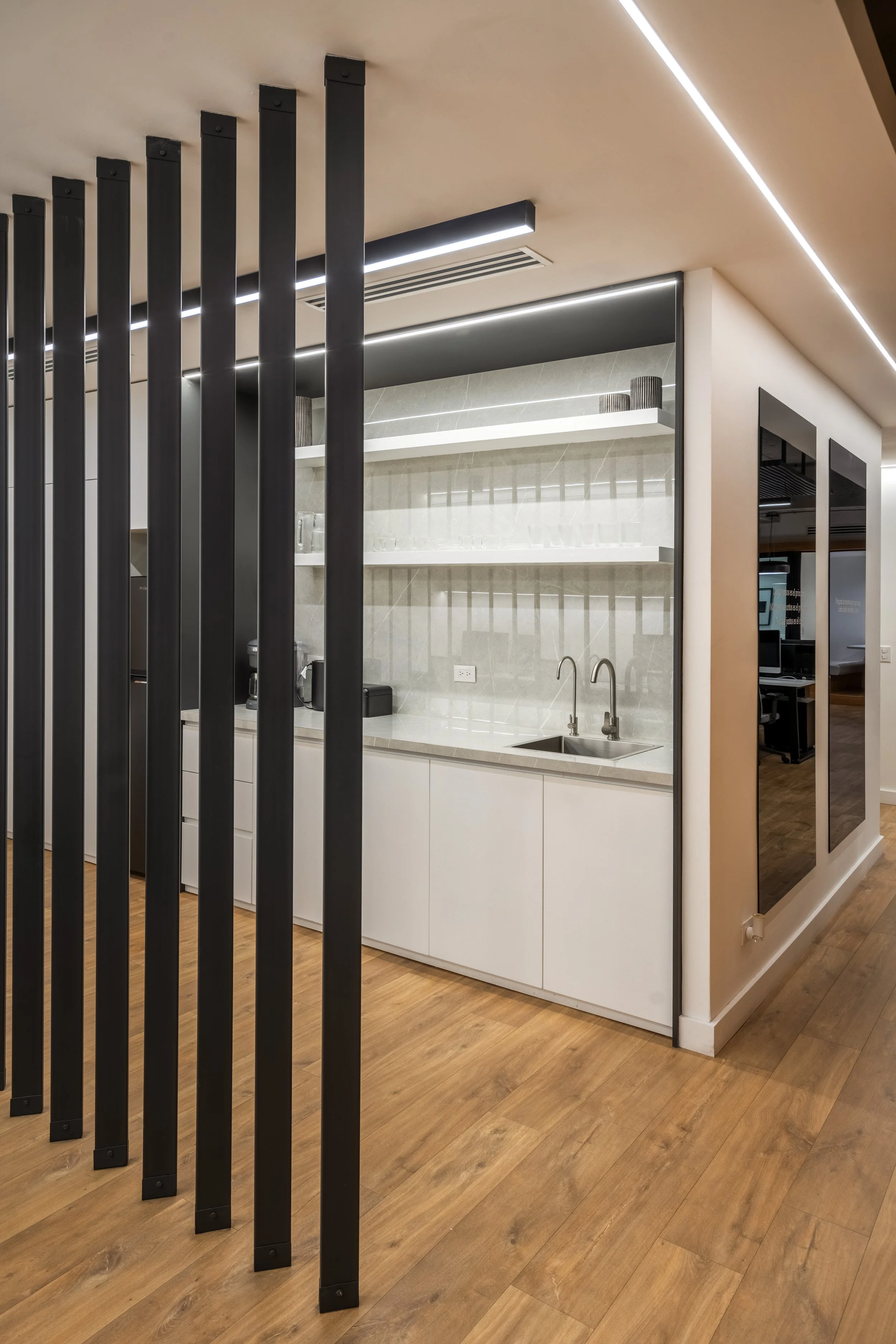 Elemento Arquitectura - Of 303 Buro v3-11.jpg