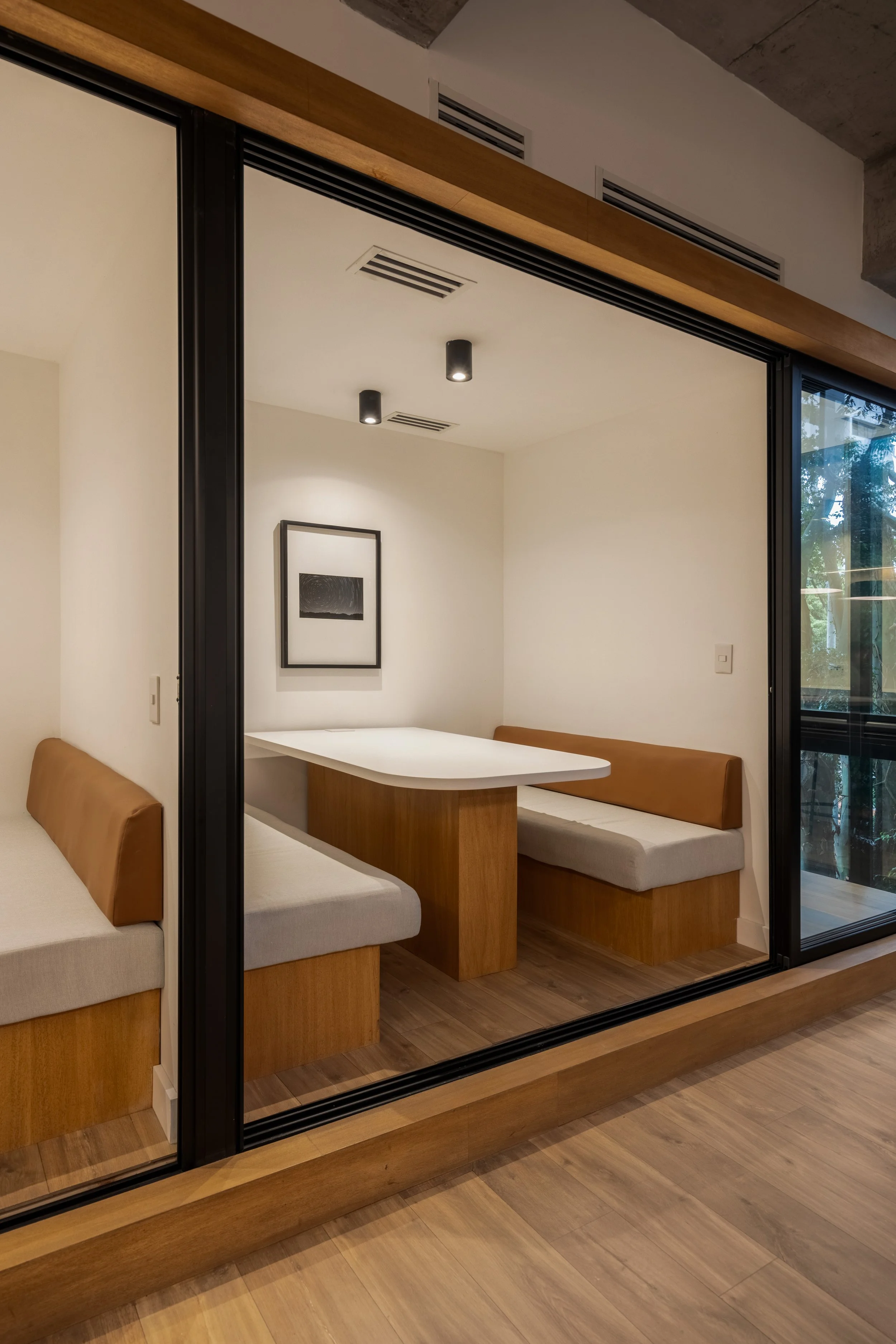 Elemento Arquitectura - Of 303 Buro v3-4.jpg