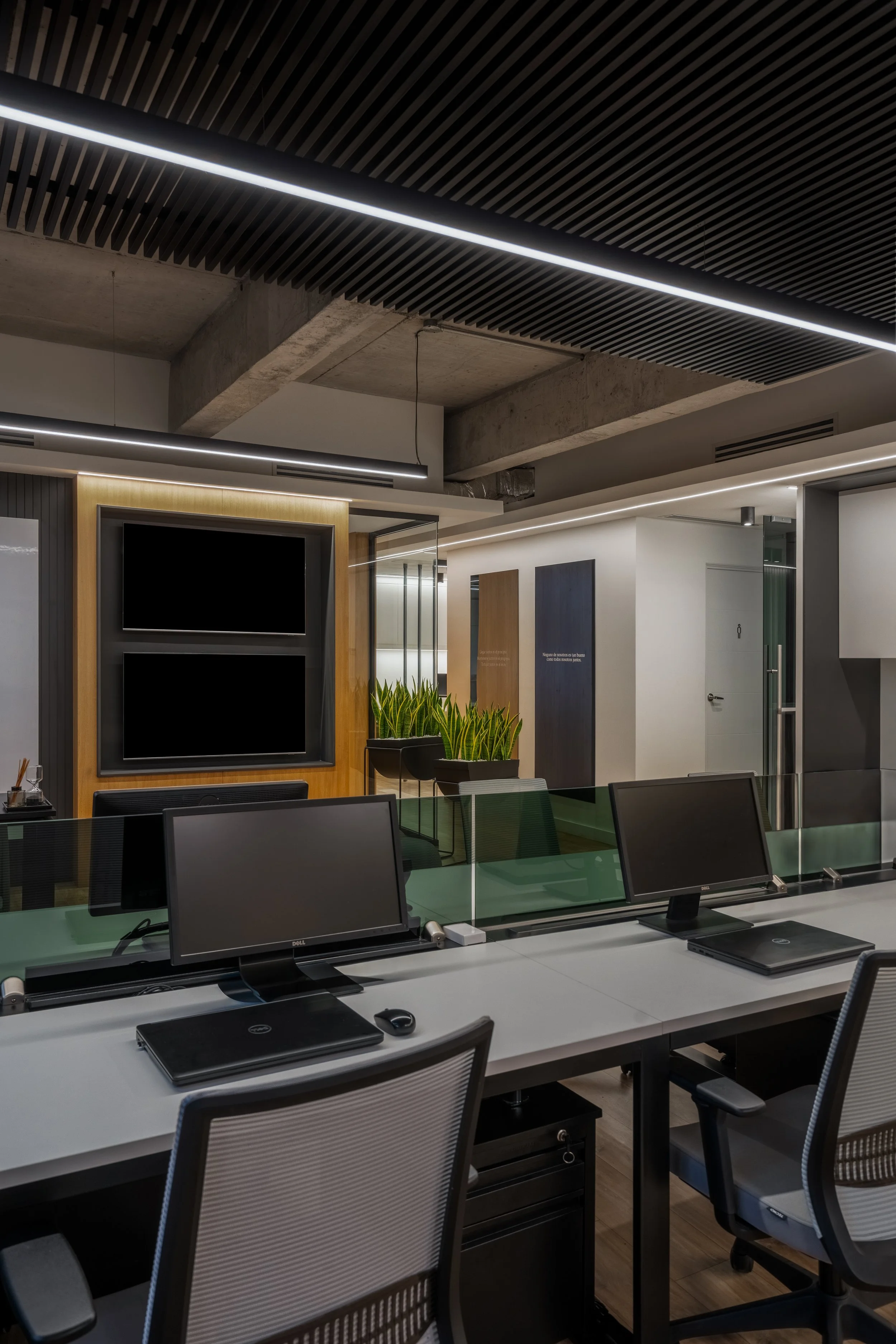 Elemento Arquitectura - Of 303 Buro v3-7.jpg