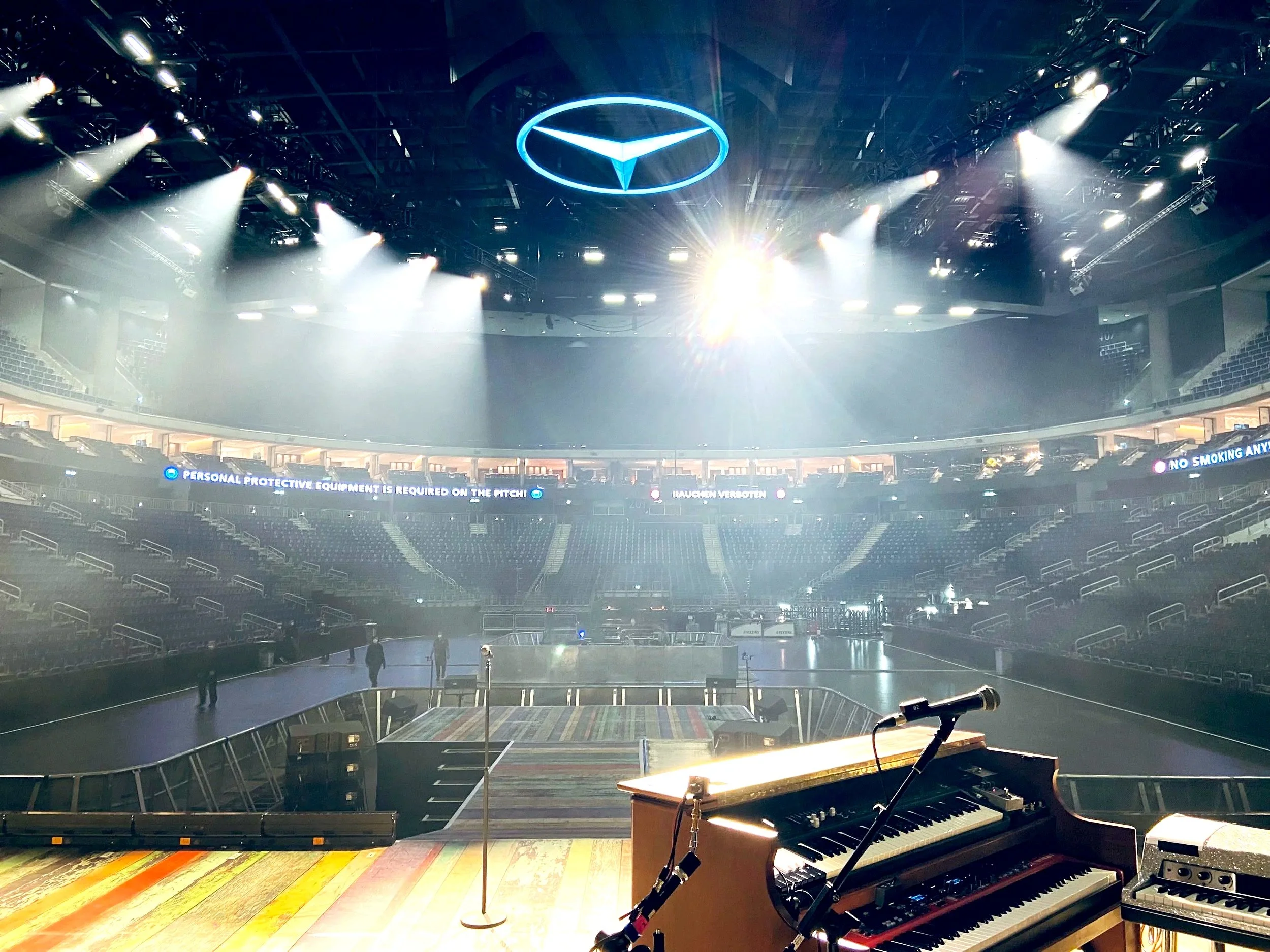 Mercedes+Benz+Arena+2022.jpg