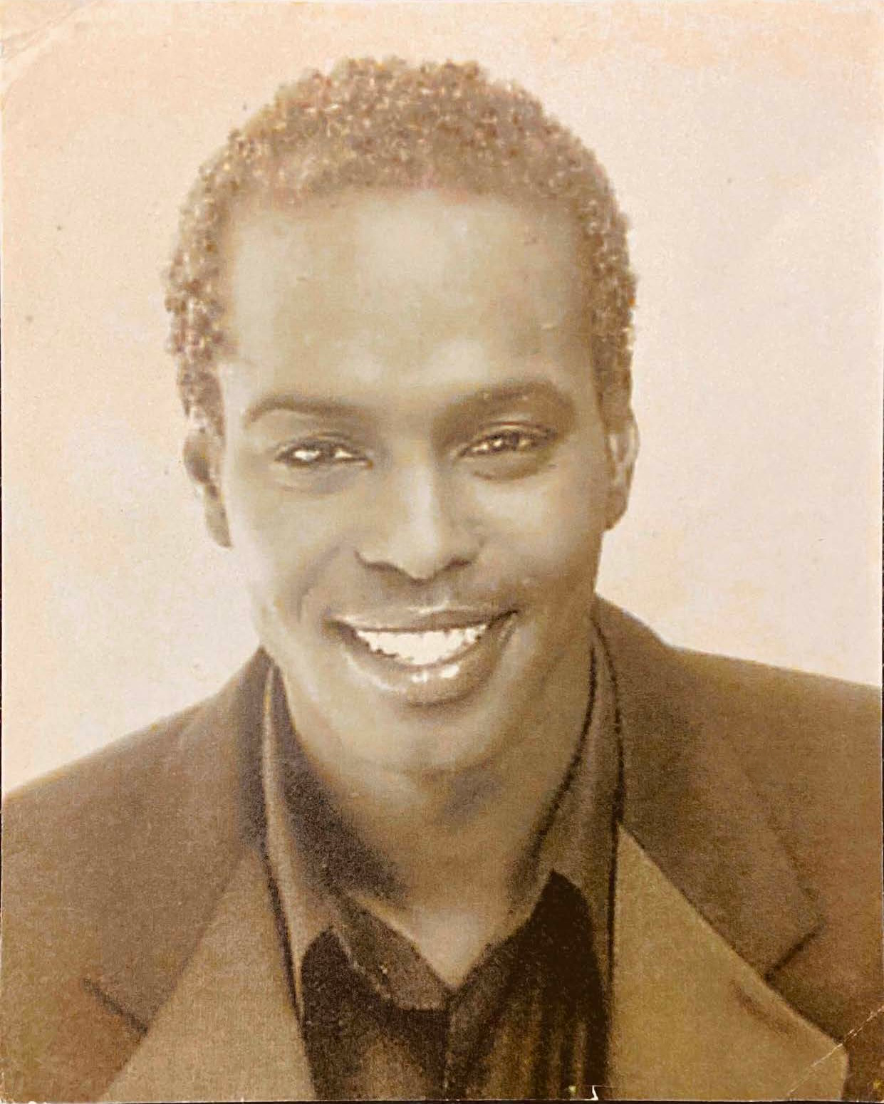 Daniel Keeling’s 2nd old headshots cropped.png