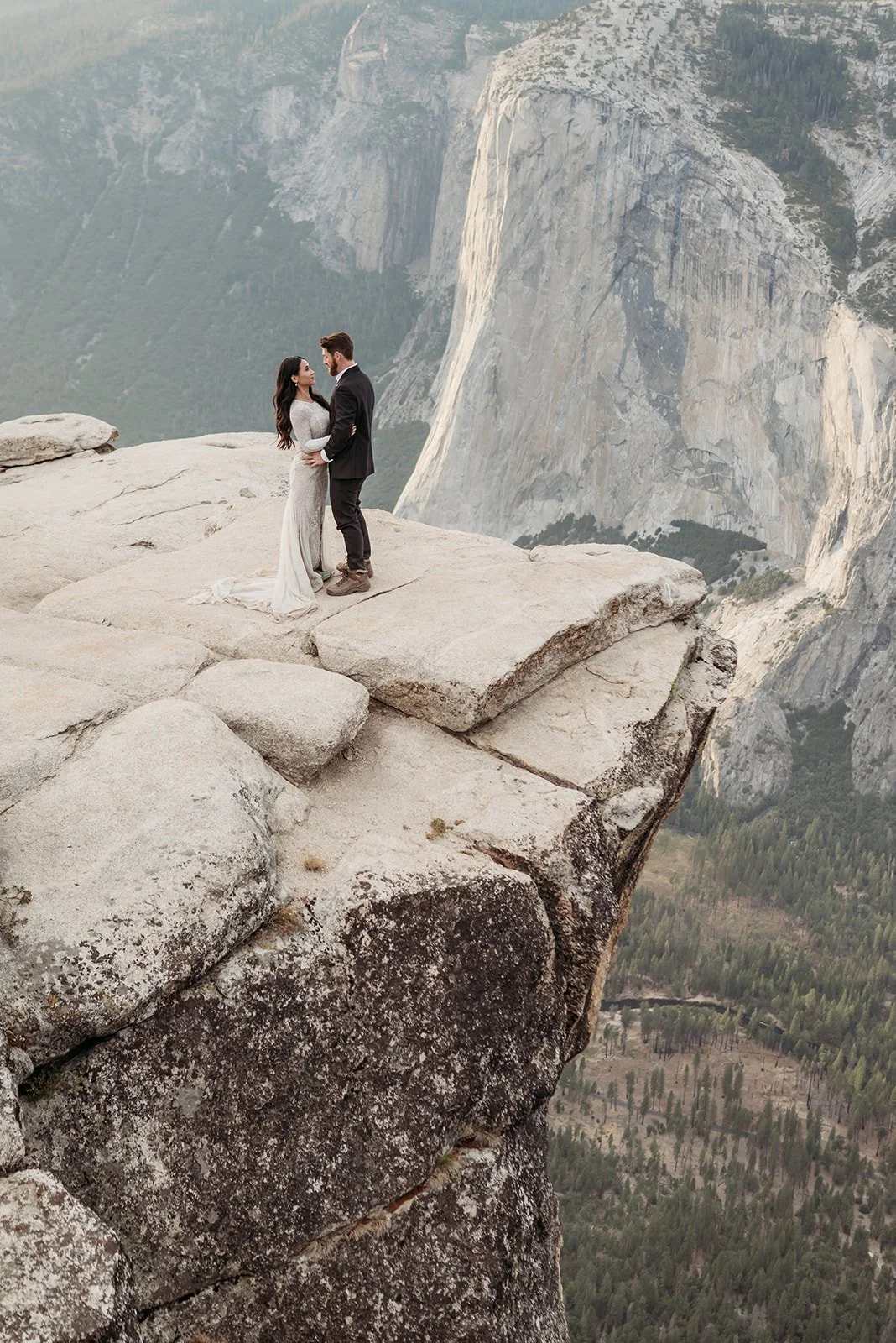 Christina + Sean Get Married V35_6758.jpg