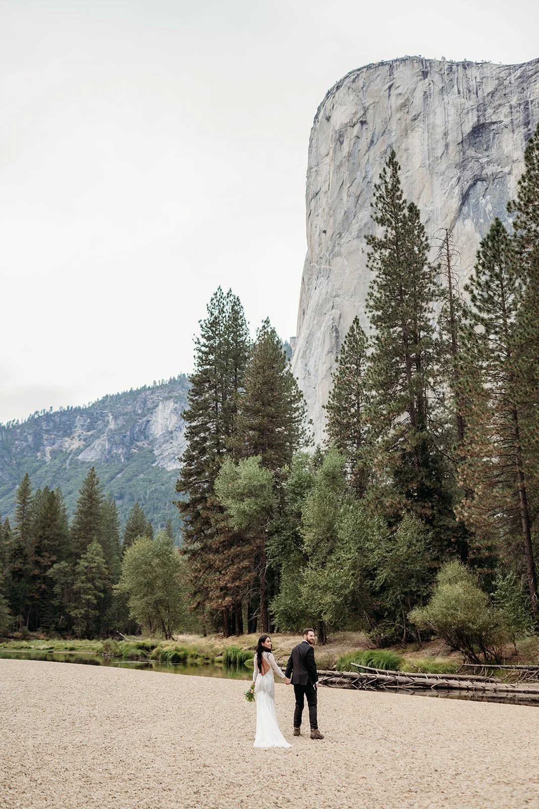 Christina + Sean Get Married V35_5630.jpg