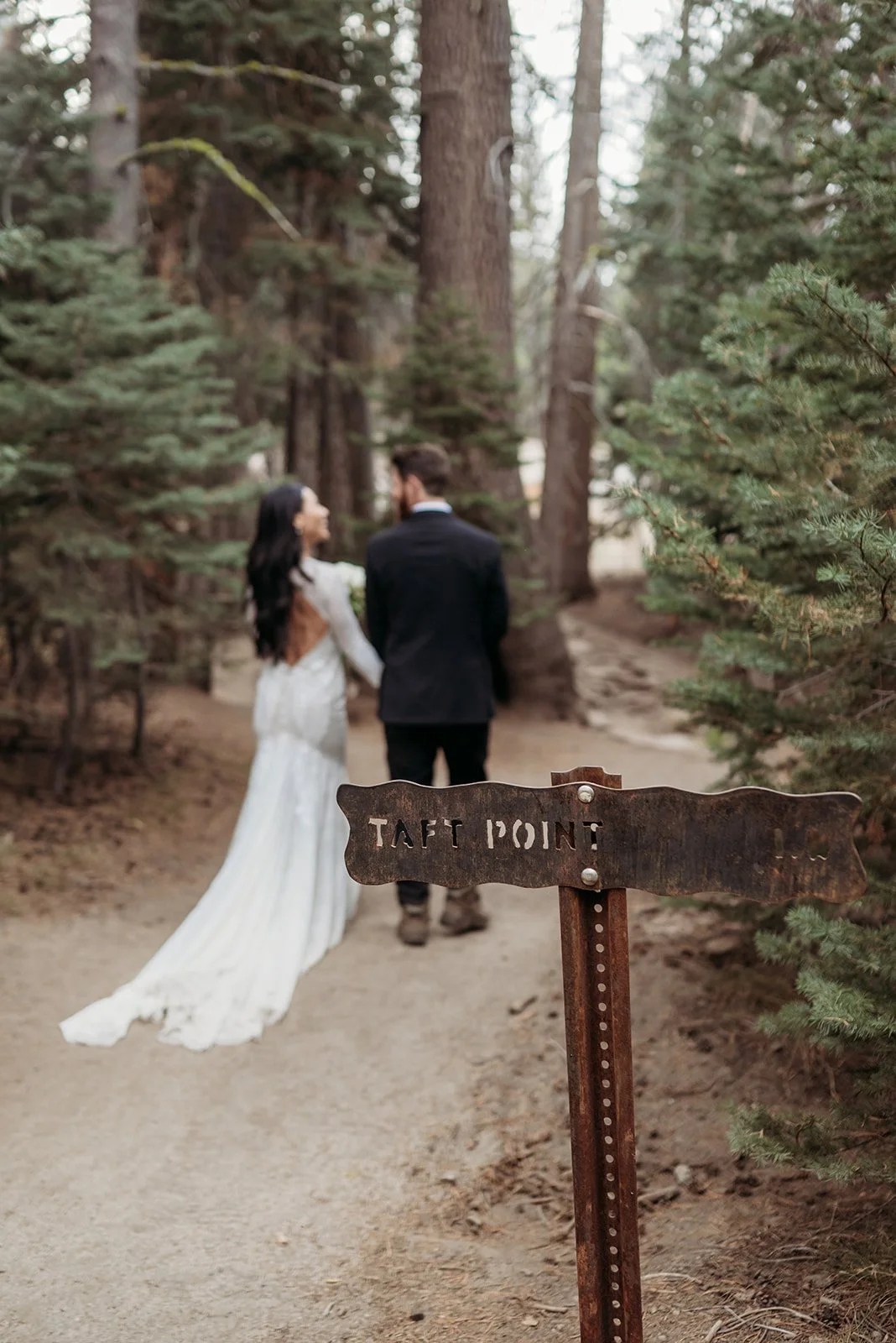 Christina + Sean Get Married V35_6473.jpg