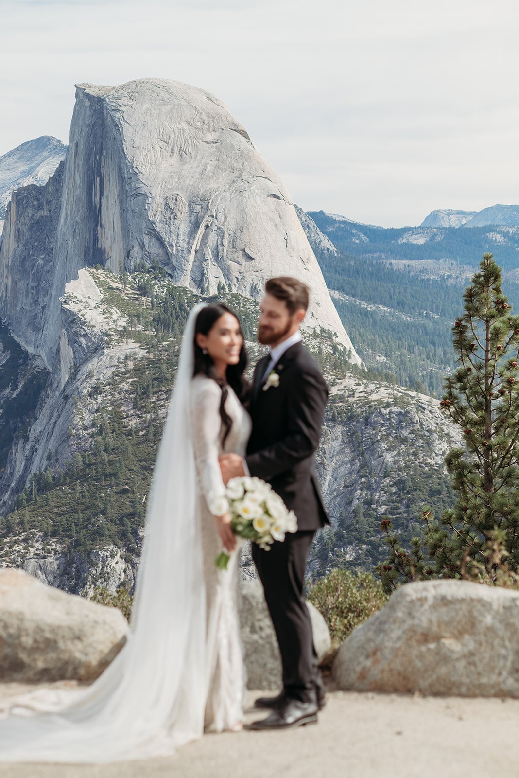 Christina + Sean Get Married V85_5350.jpg