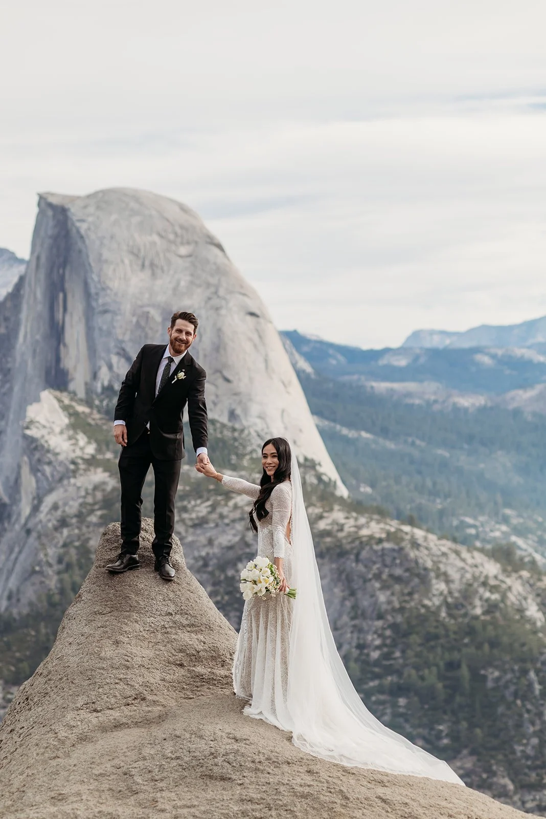 Christina + Sean Get Married V85_4511.jpg