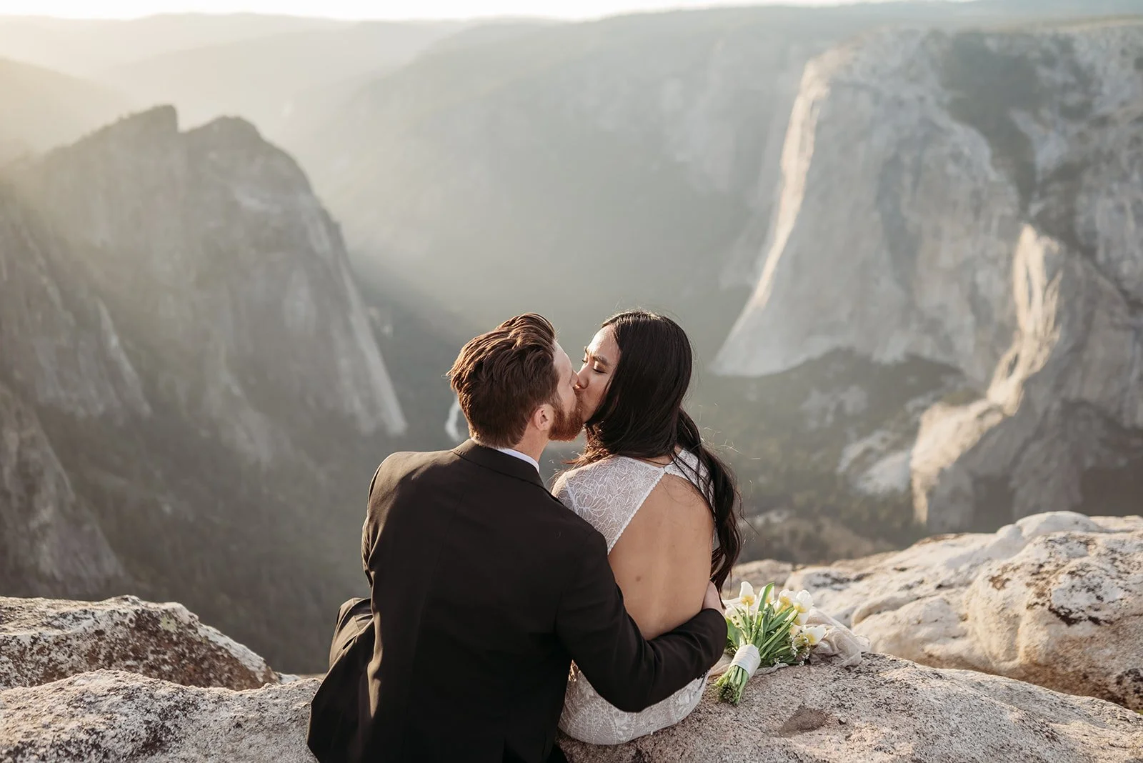 Christina + Sean Get Married V35_6802.jpg