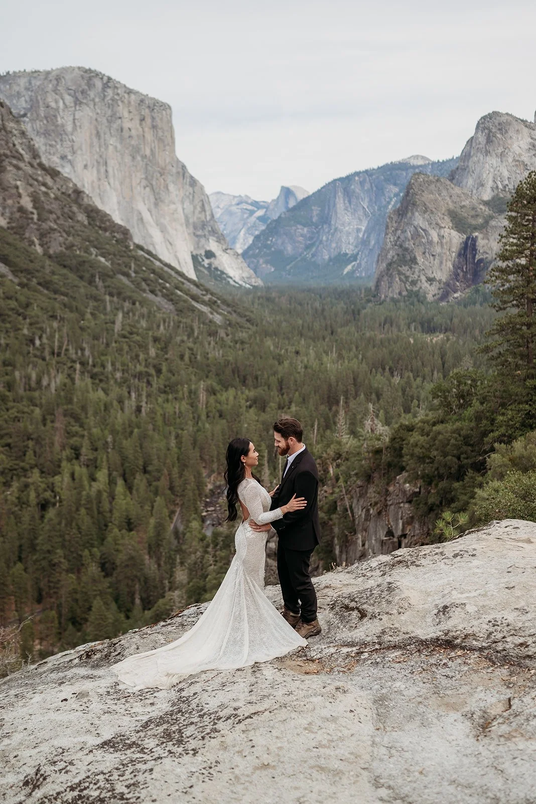 Christina + Sean Get Married V35_5463.jpg