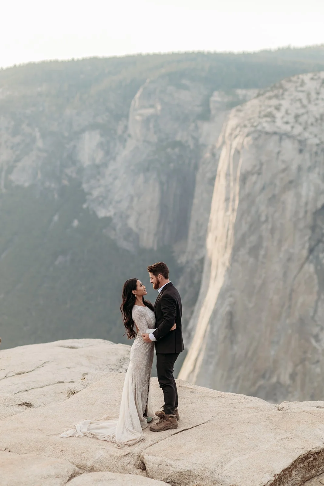 Christina + Sean Get Married V85_5962.jpg