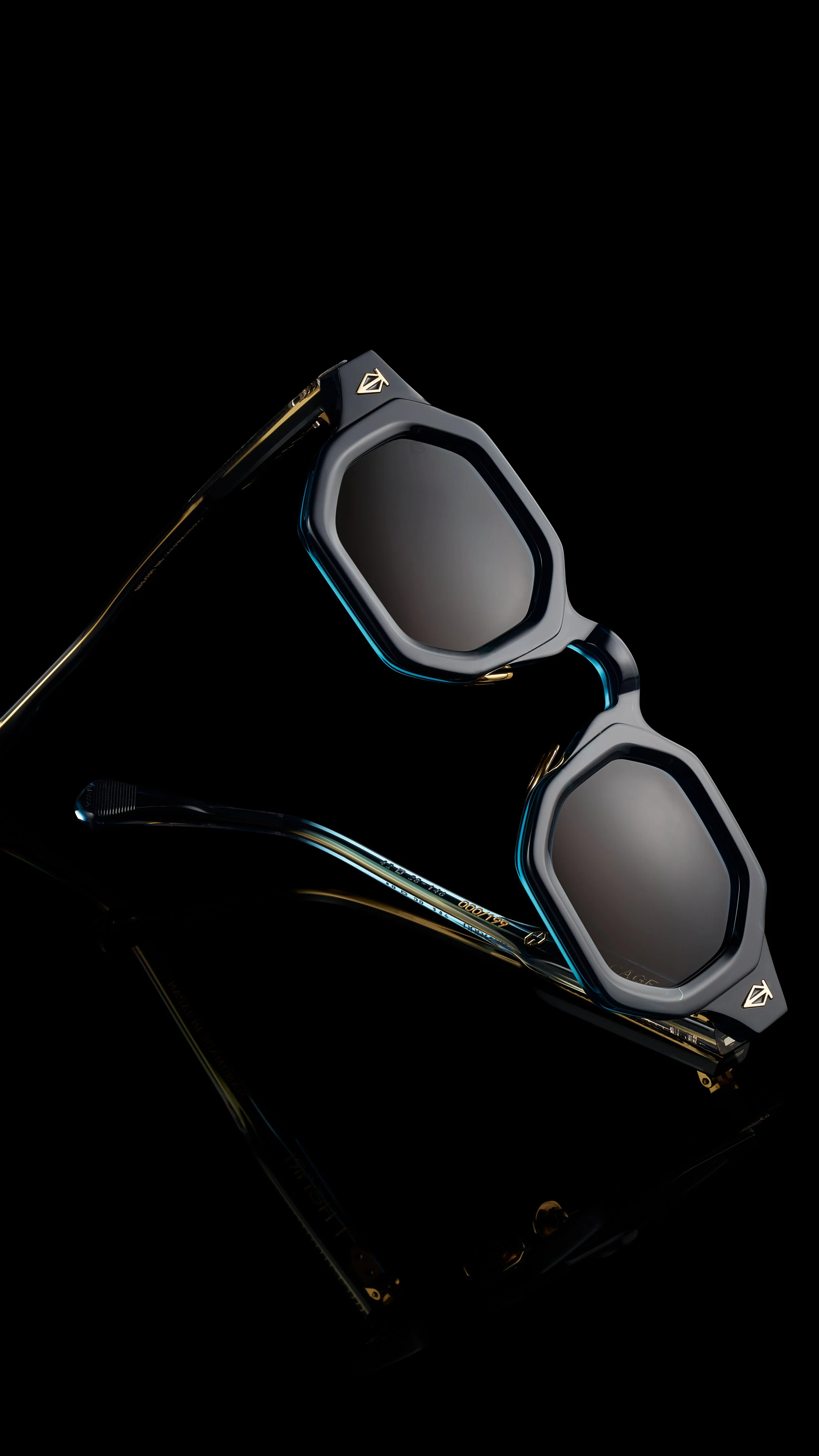 Birdcage_THENRI_Blue_Designer_Sunglasses_Creative_339 (2).jpg