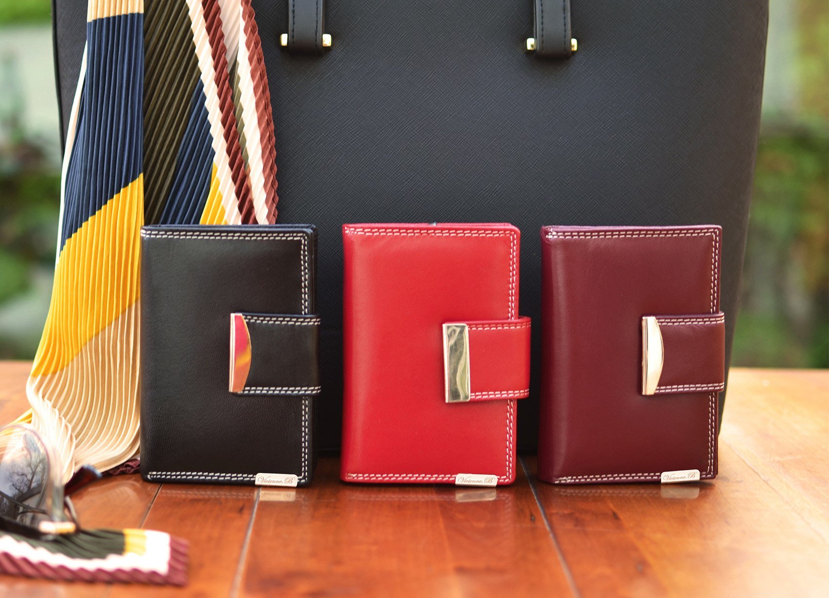 Schwarz-rot-dunkelrot-Leder-Geldbörse (1).jpg