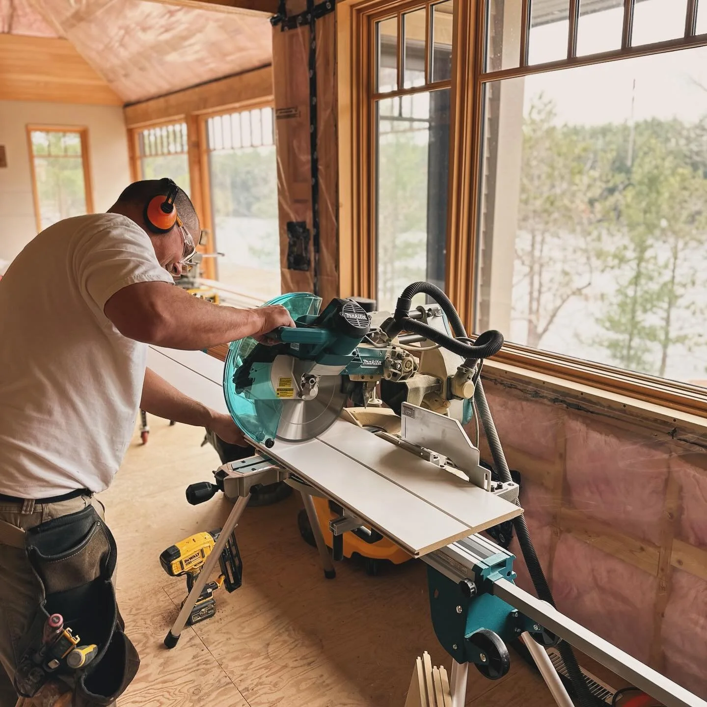 Main floor MDF ceilings complete, two levels to go!
•
•
•
•
•
•
•
•
#lovewhatwedo#muskoka#interiordesign#kitchen#flooring#customkitchen#interiordesignideas#dock#cribdock#garage#boathouse#cottage#cottagelife#la