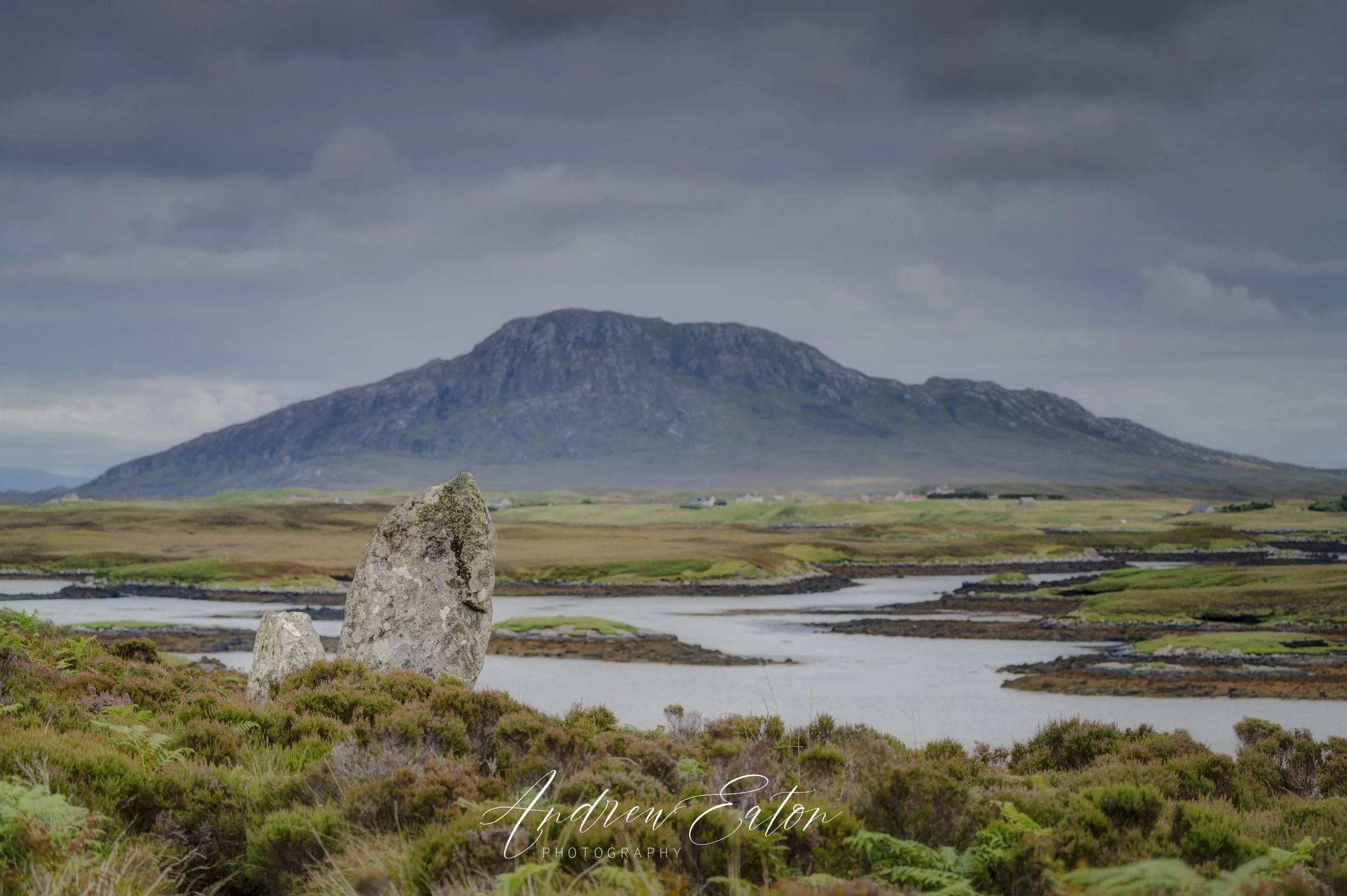 Pobuill Fhinn Stone Circle looking towards Eabhal