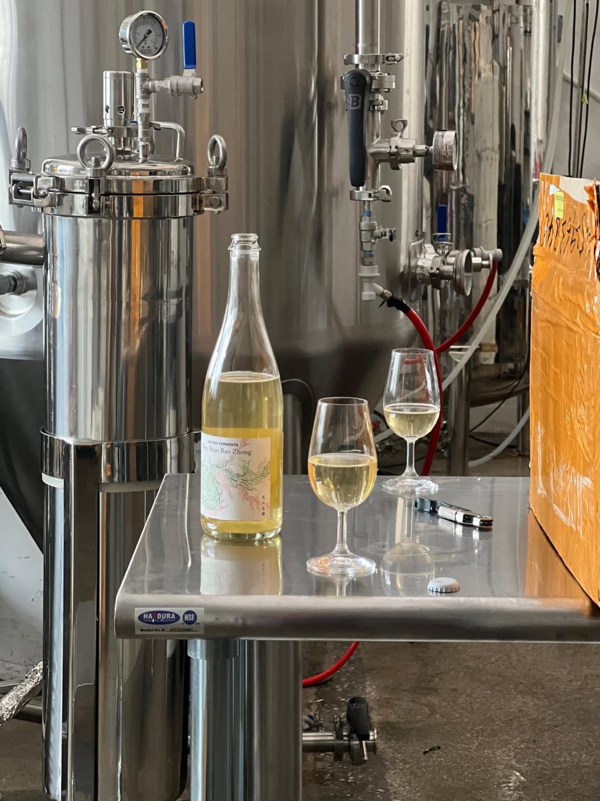 @unifiedferments are non-alcoholic fermented beverages produced from single origin teas and based in Brooklyn. They use the chemistry of kombucha fermentation to unpack and translate tea into a novel context. In doing so, they&rsquo;re happy to creat