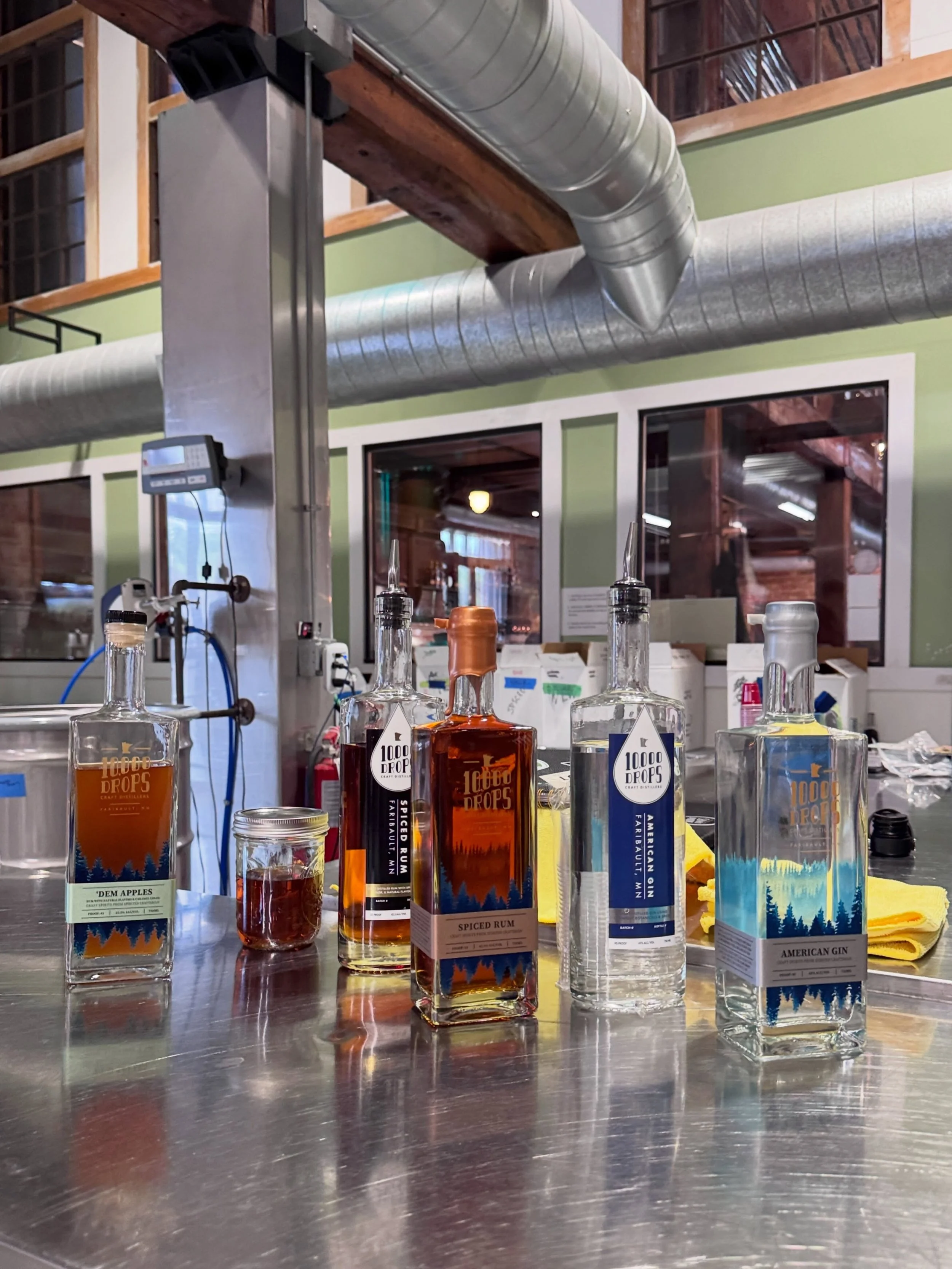 New France is thrilled to announce our new partnership with 10,000 Drops Distillery! 10,000 Drops was created by three Minnesotan friends with the goal of making the finest quality craft spirits using only the best ingredients, never cutting corners 