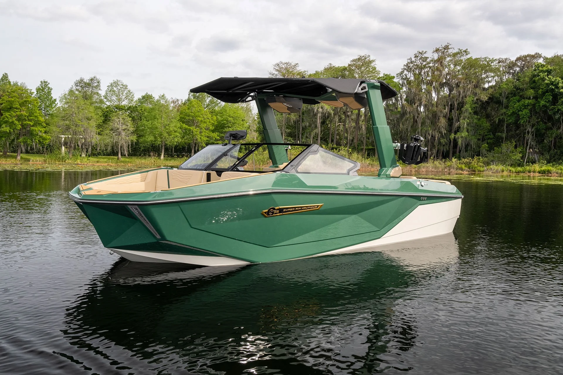 2025_Super_Air_Nautique_G23-668_1920px.jpg