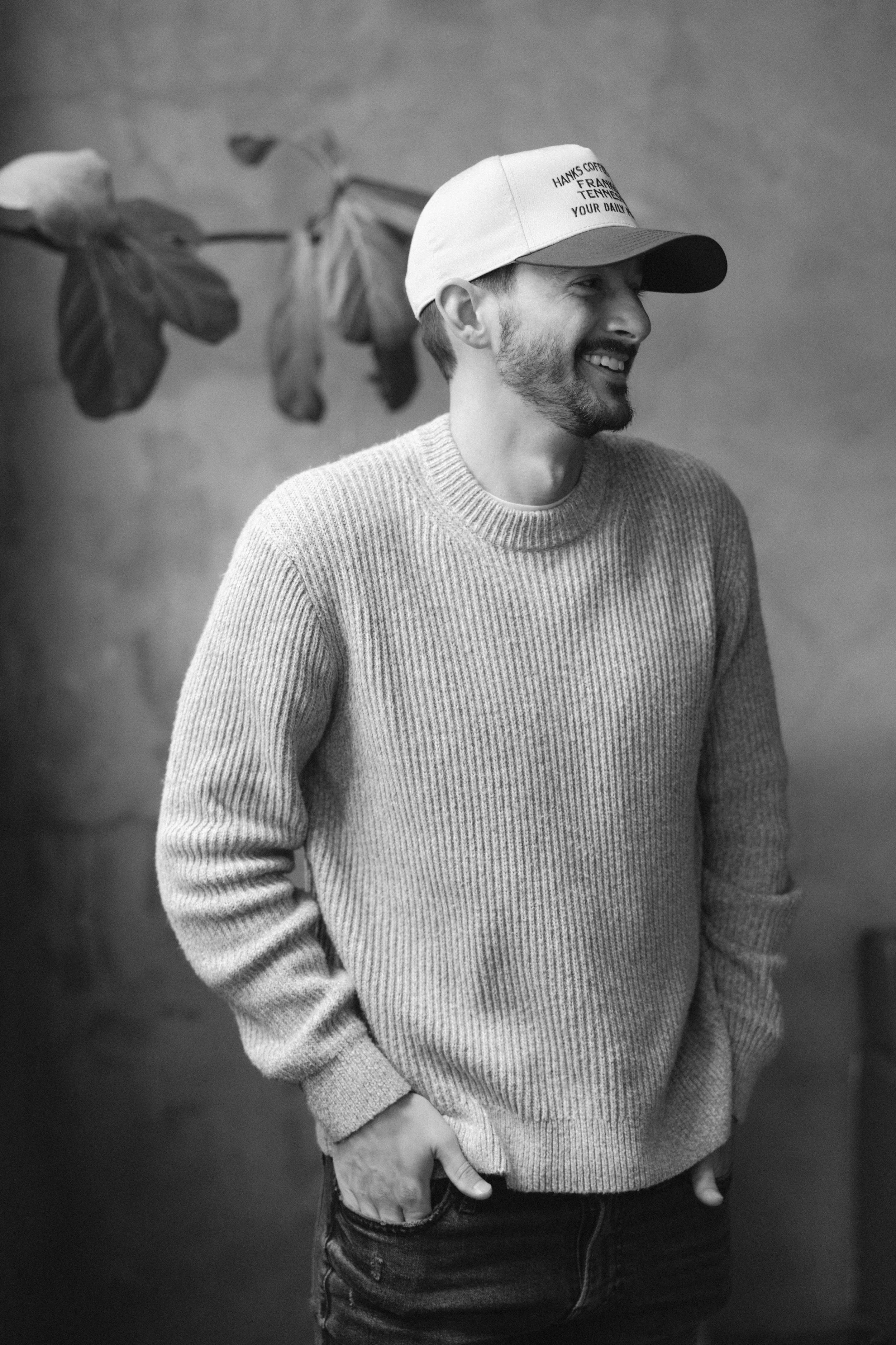 Brayden Hanks AMFT male therapist in Nashville smiling while talking about therapy for men