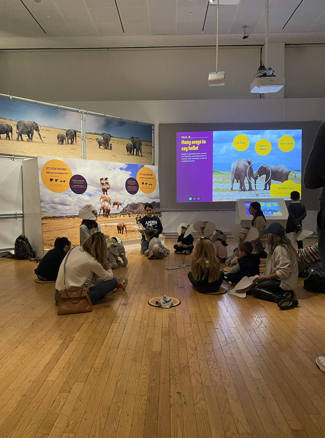 Family Scientist Experience: from interactive activities to animal encounters, I produce Family Scientist Experiences with the support of our Education staff. I handle logistics, member communication, and event flow to ensure families are able to be 