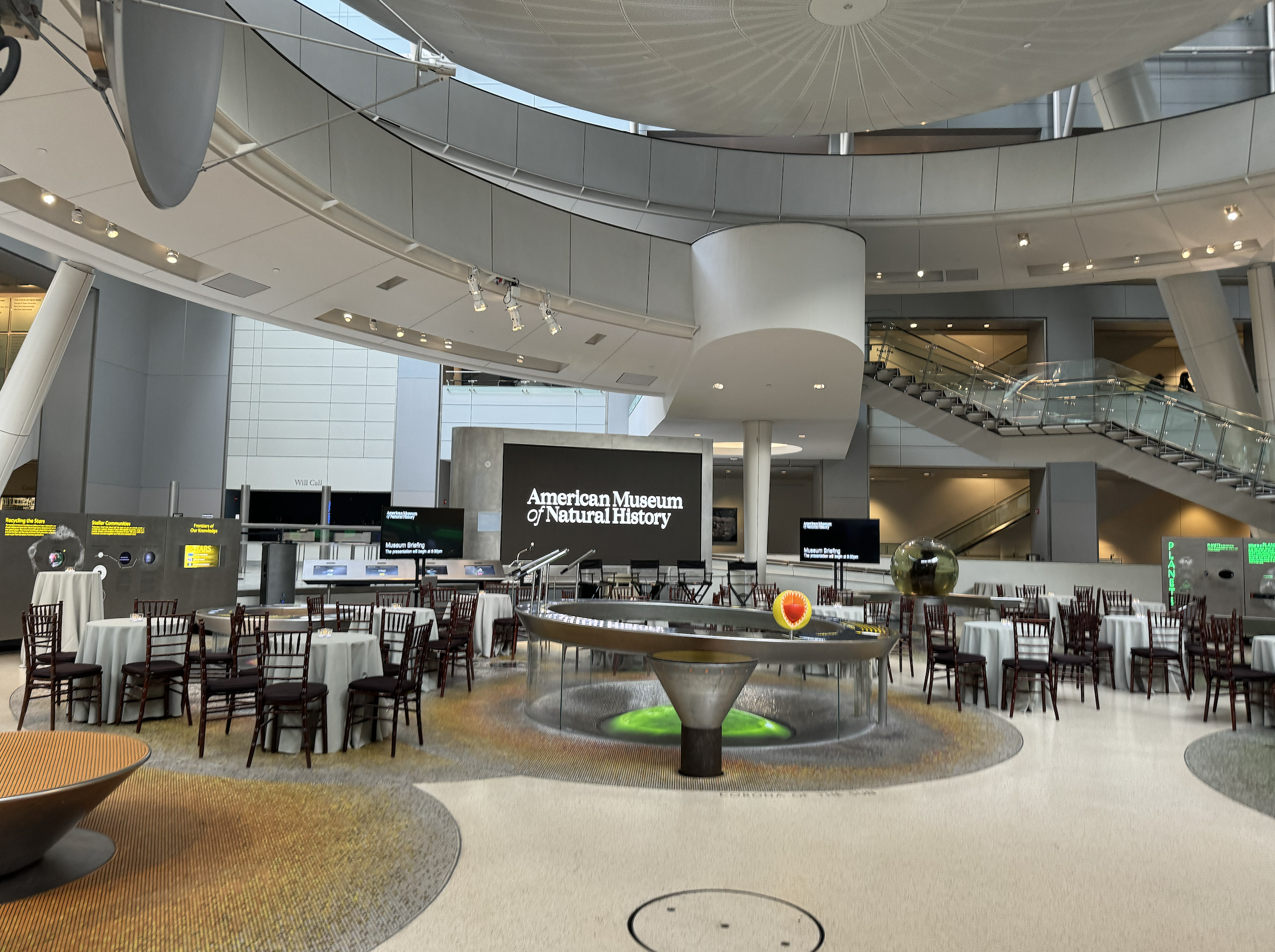 Patrons Circle Briefing (Hall of the Universe): the first-ever Patrons Circle Briefing, I planned the program under the supervision of the Director of Membership. This project showcased my ability to manage complex logistics and deliver a polished, h
