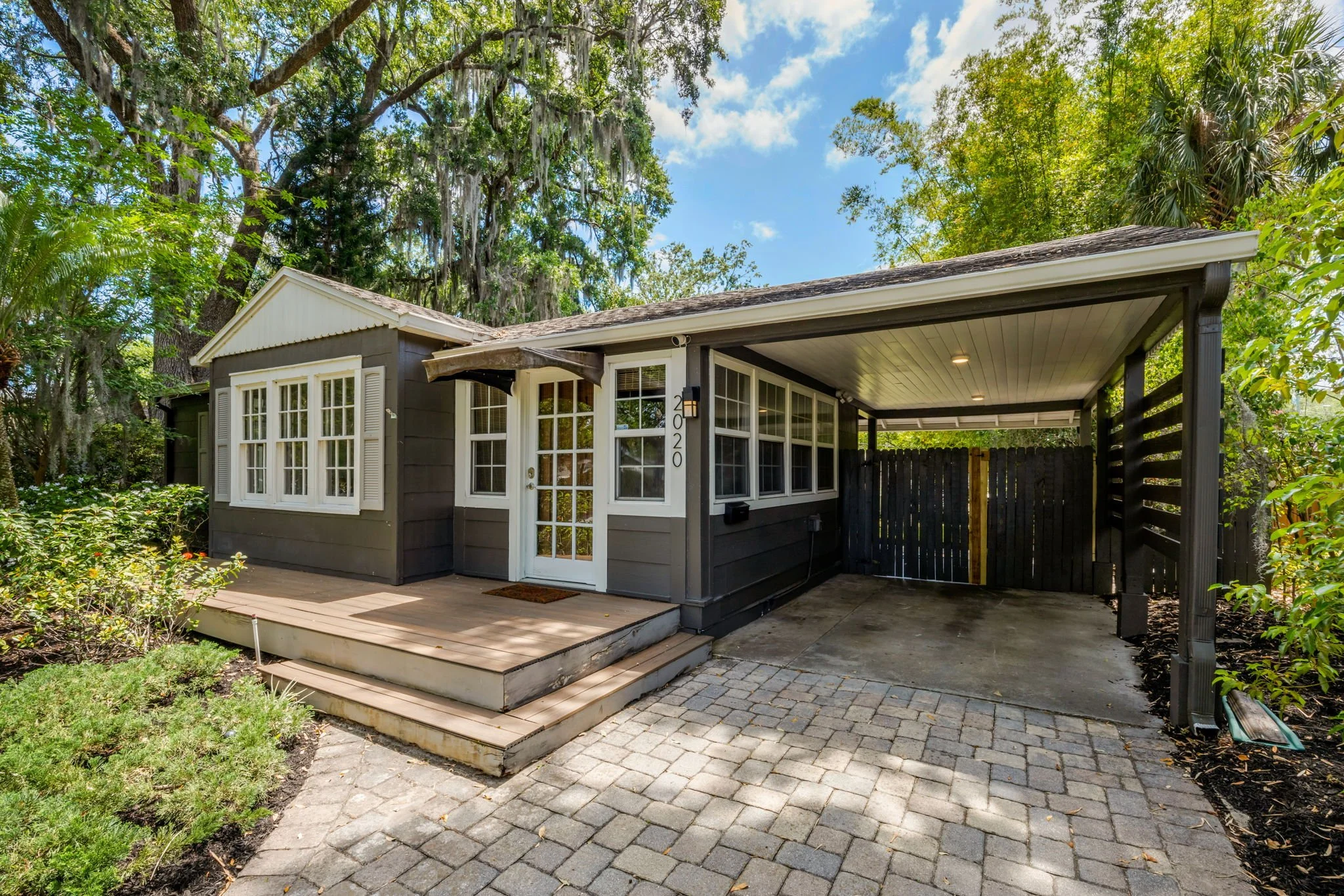 8-web-or-mls-2020-Palmer-St-Orlando-FL-32803---07.jpg