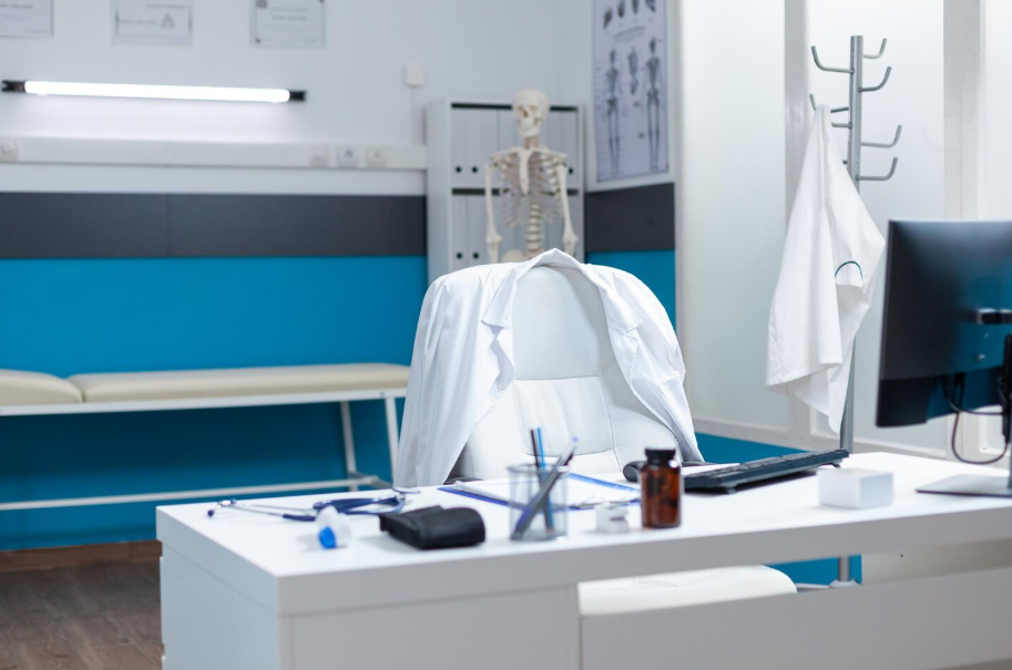 Why the Big NHS Supply Chain Modernisation Means Opportunity for Smaller Suppliers