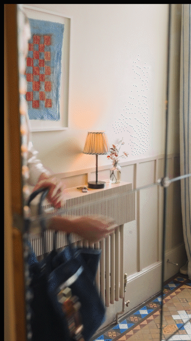 Bamboo Lamp  Door_V2_1.gif