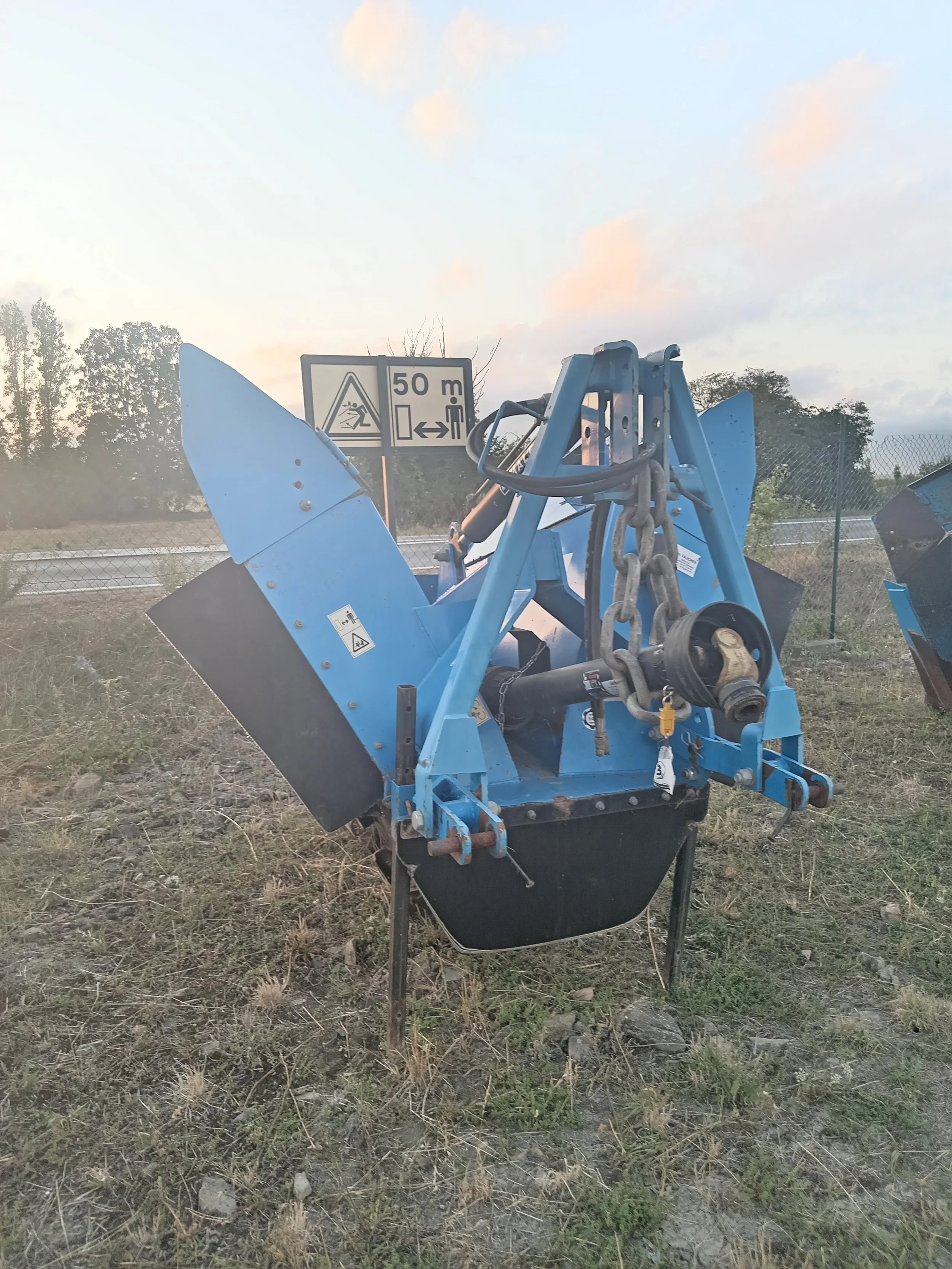 rigoleuse d'occasion.jpg