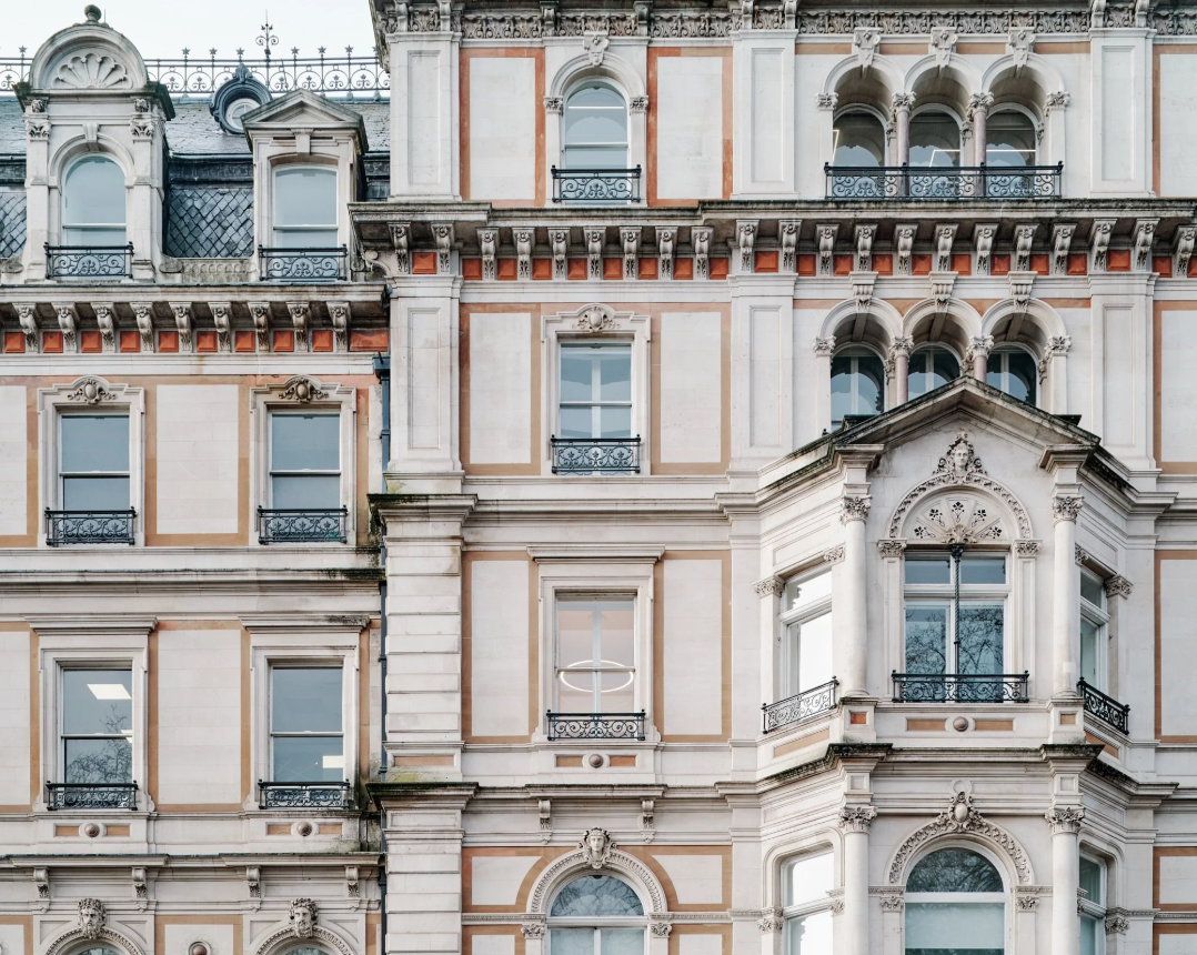 4 Top Tips: How Do I Make Changes to a Listed Building and Secure Listed Building Consent?