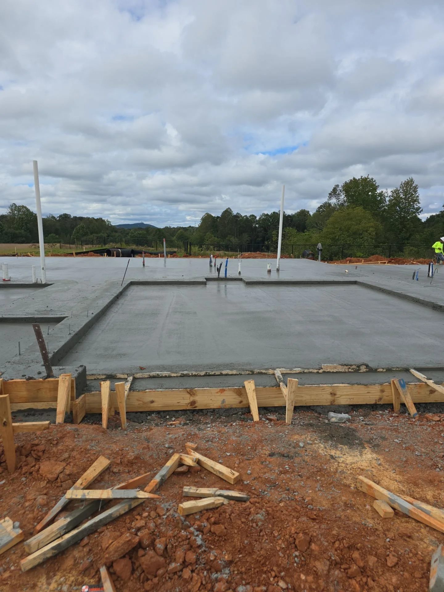 lot 662-667 slab pour-49-Sep 30 2025 03_17pm-4d65.jpg