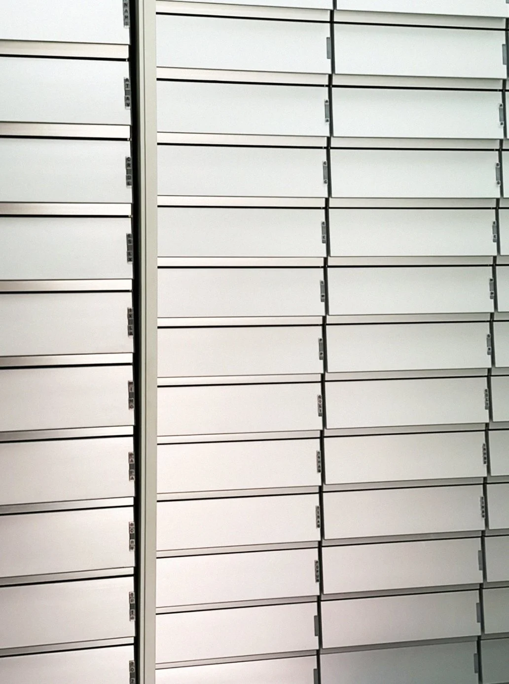 PAHARMA CAPSULE - CAJONERA - VOCA.jpg