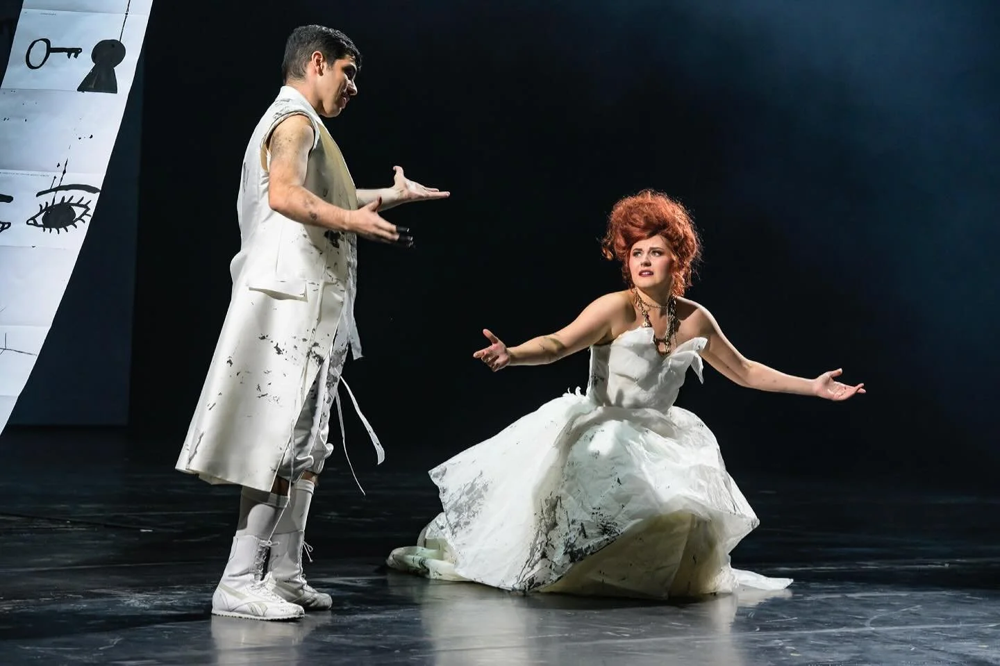 Back at it again &hellip; 🌚🌚🌚
Toi Toi Toi everyone for our Don Giovanni tonight!!! 🃏🎭🌹🖤 @staatsoperhannover 

📸: Bettina St&ouml;&szlig;

#opera #operasingersofinstagram #mezzosoprano #staatsoperhannover #hannover #dongiovanni #donnaelvira #m