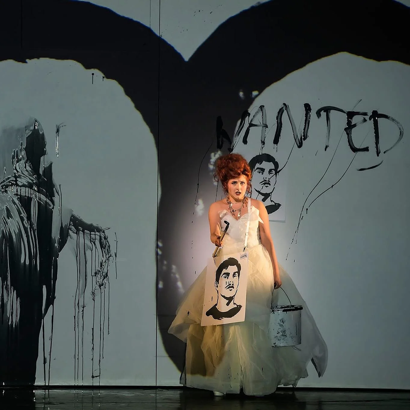 Happy World Opera Day !!! ❤️&zwj;🔥🎭

See you at Don Giovanni tonight @staatsoperhannover ! 😉

📸

1: Bettina St&ouml;&szlig; // Don Giovanni - Staatsoper Hannover
2: Matthias Jung // La Cenerentola - Aalto Theater Essen
3: H&auml;nsel und Gretel -