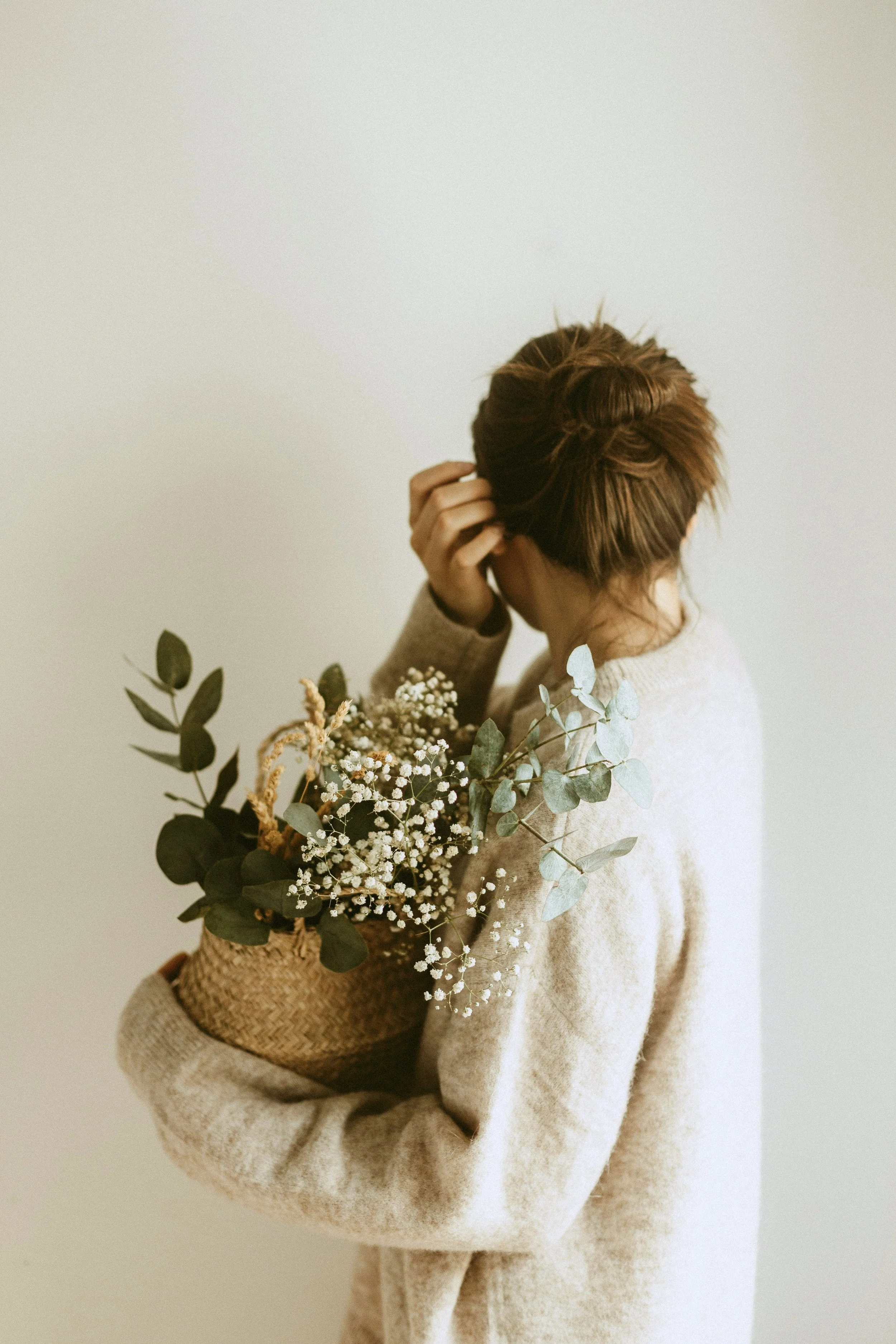 ellie-ellien-ZDuqRrF9-k0-unsplash copy.jpg