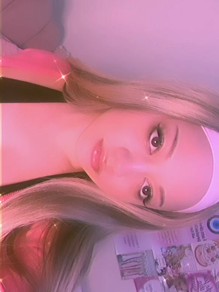 My new blog post called &ldquo;How To Feel Hot&rdquo; is out now at Luzsworld.com

I&rsquo;ve struggled my whole life having confidence in myself and this past year l&rsquo;ve been on an active (non linear) journey towards finding what works for me.
