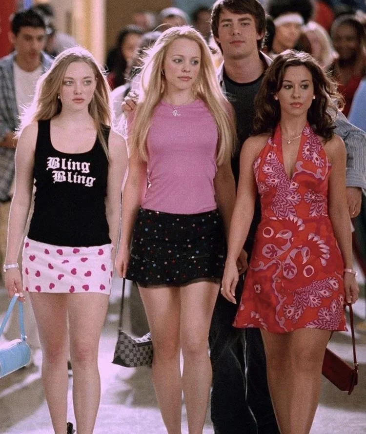 Mean Girls (2004) was peak Y2K girly fashion 💗

I live for all the @juicycouture they wear ✨✨

#meangirls #y2kfashion #juicycouture