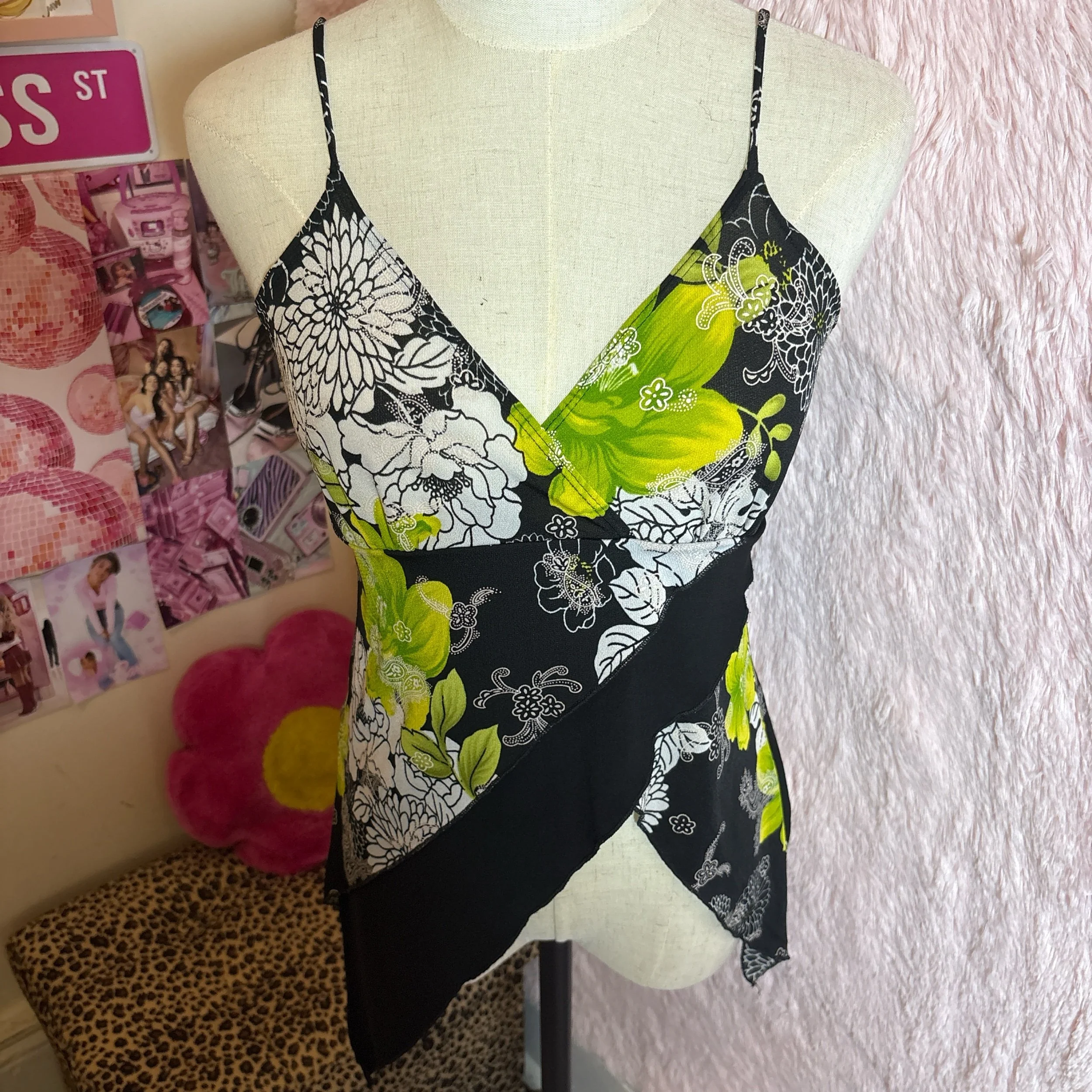Kiwi Y2K cami top