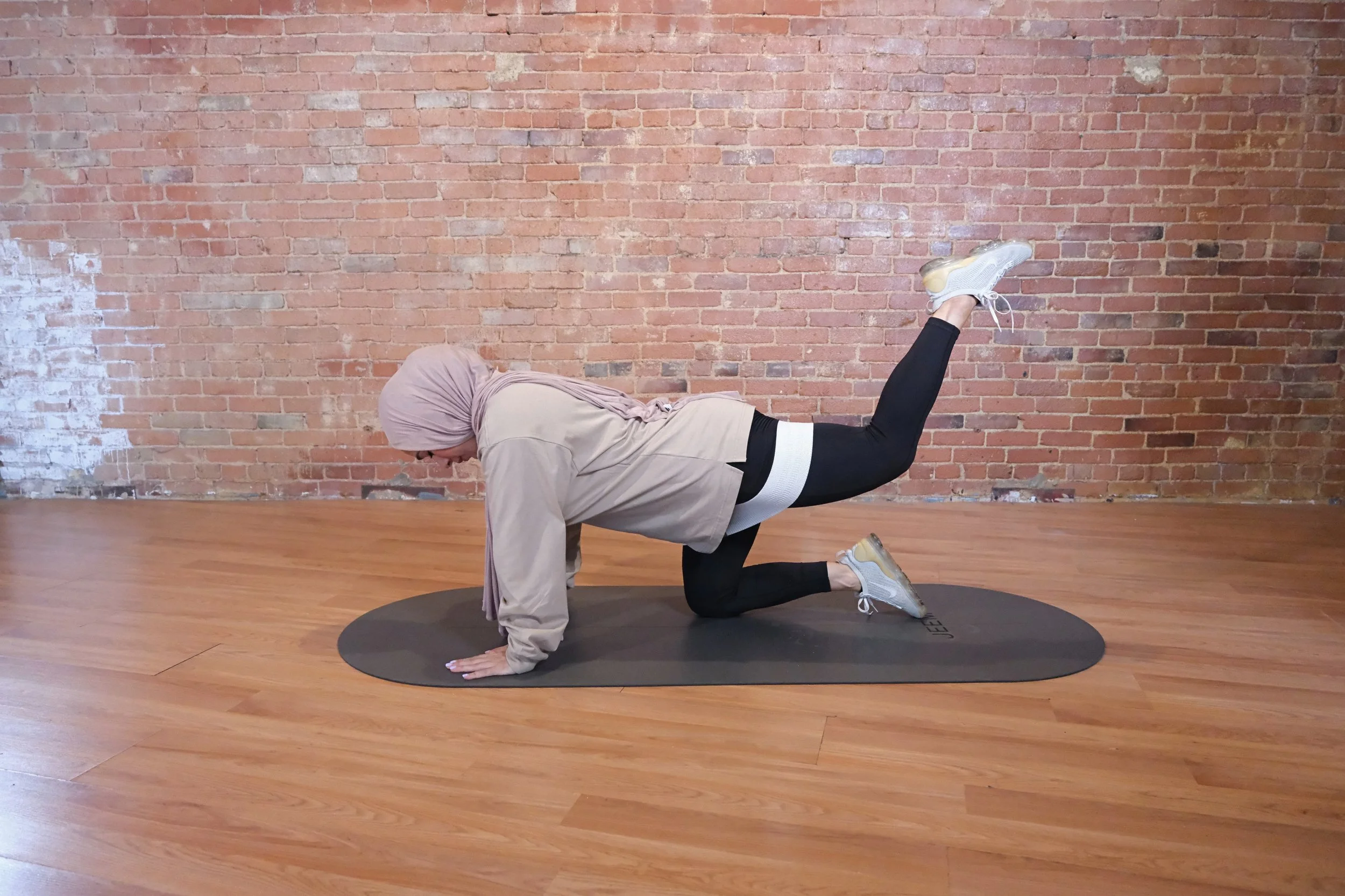Pelvic Floor 101:                                                                 Signs It Needs Help and Exercises to Start Today