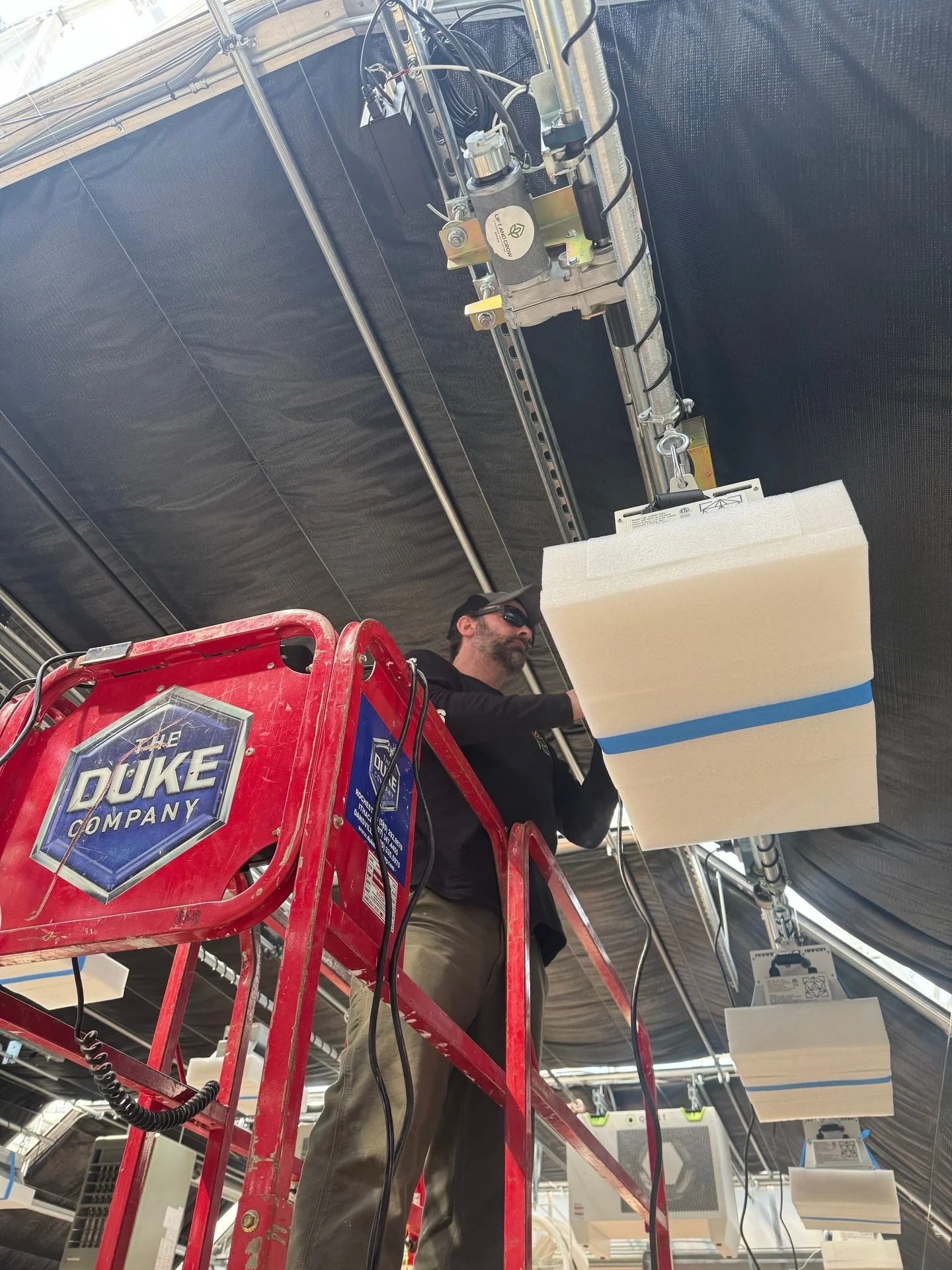 Cole tying up the @liftngrow light lifter in our second greenhouse.

Excited to get this space up and running. Lots of work going in from the team, stay tuned for more updates as the build continues.