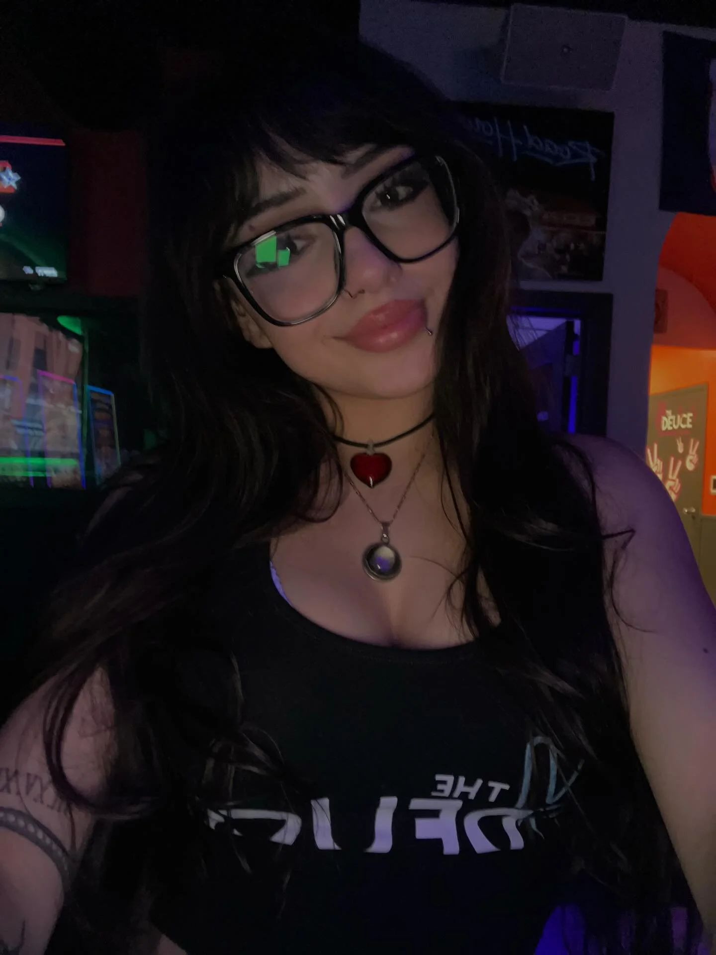 Happy Hour with Judith starts at 11AM!
Kick off your day with great drinks, chill vibes, and the best company.
See you at The Deuce! ✌️🍹

#TheDeuceSA #HappyHourVibes #DrinkLocal