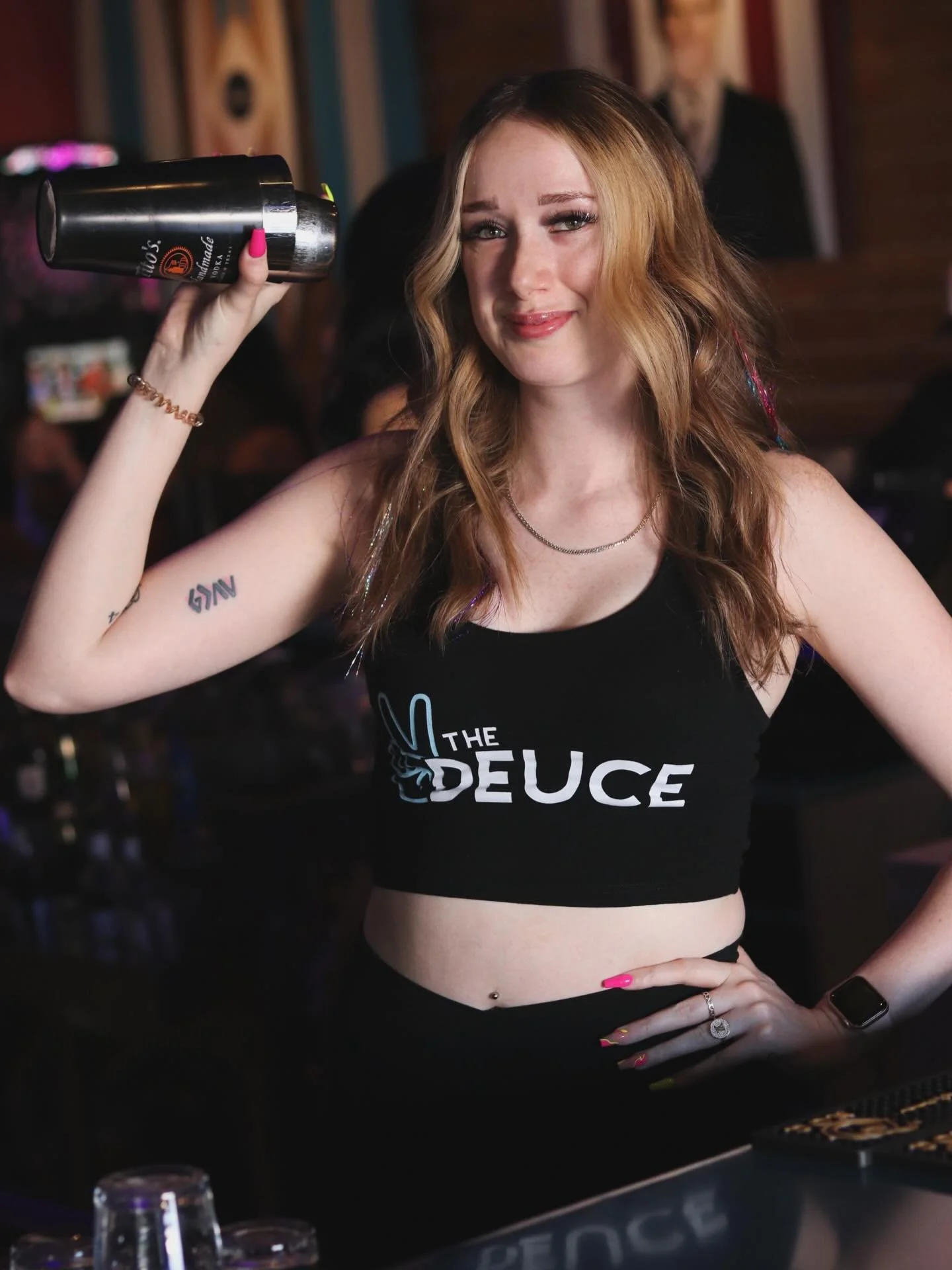 Thursdays at The Deuce ✌🏼
Shelby&rsquo;s behind the bar and keeping the good times rolling.

Good pours, better company. See y&rsquo;all tonight.

#TheDeuceSA #ThursdayNights #YourFavoriteBar