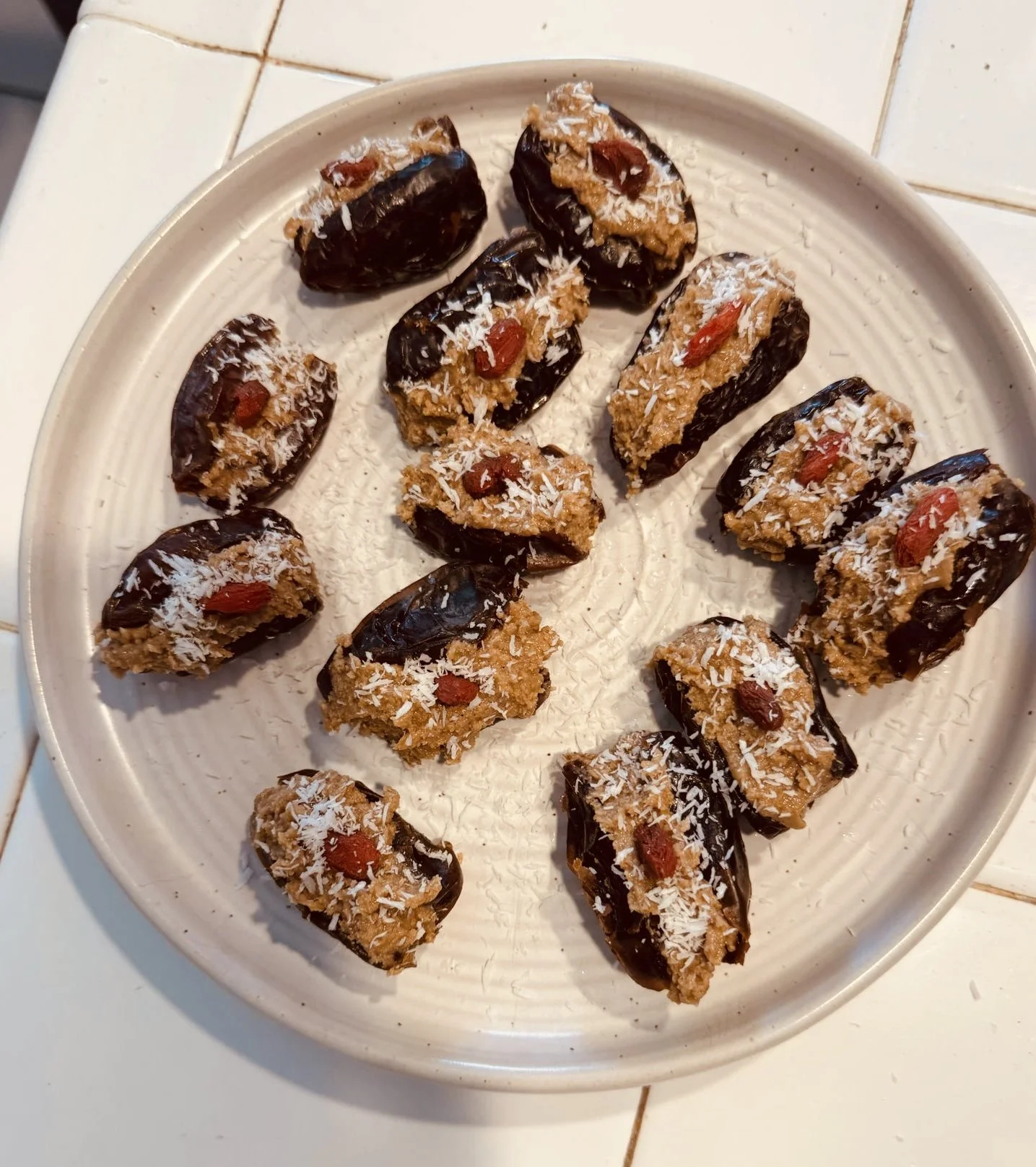 Postpartum nourishing small bites
