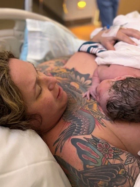 skin-to-skin newborn bonding supported by Haley Foulkes birth and postpartum doula in Washington.