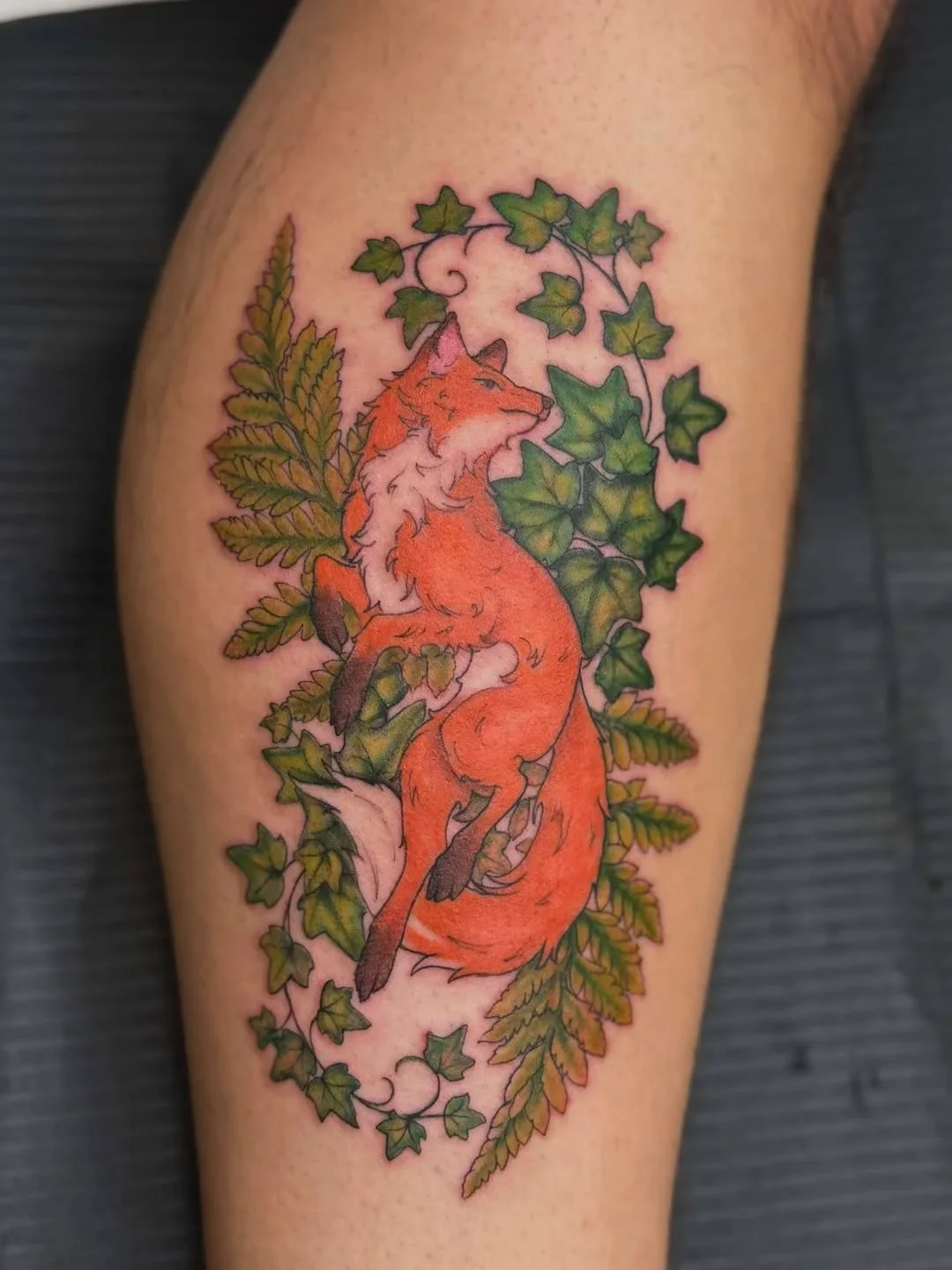 @shawneylylesart did this beautiful floral and fauna tattoo. Her books are currently open. Go to the link in our bio to book!

#inkaddict #tattooideas #tattooart #tattoosforwomen #fineline #finelinetattoos  #shelbyohio #thistleandoak #queerownedbusin